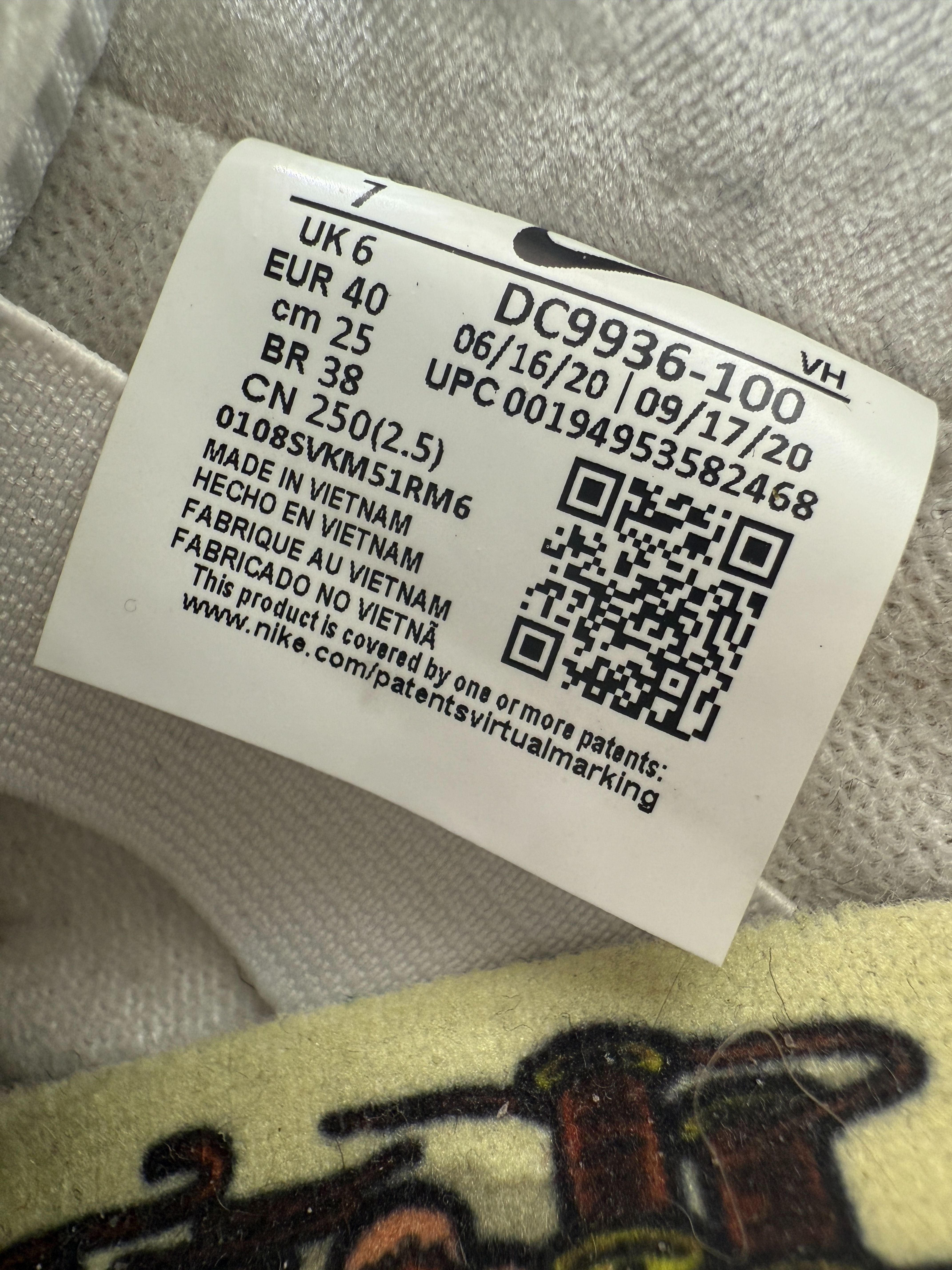 Nike Sean Cliver x Dunk Low SB 'Holiday Special'