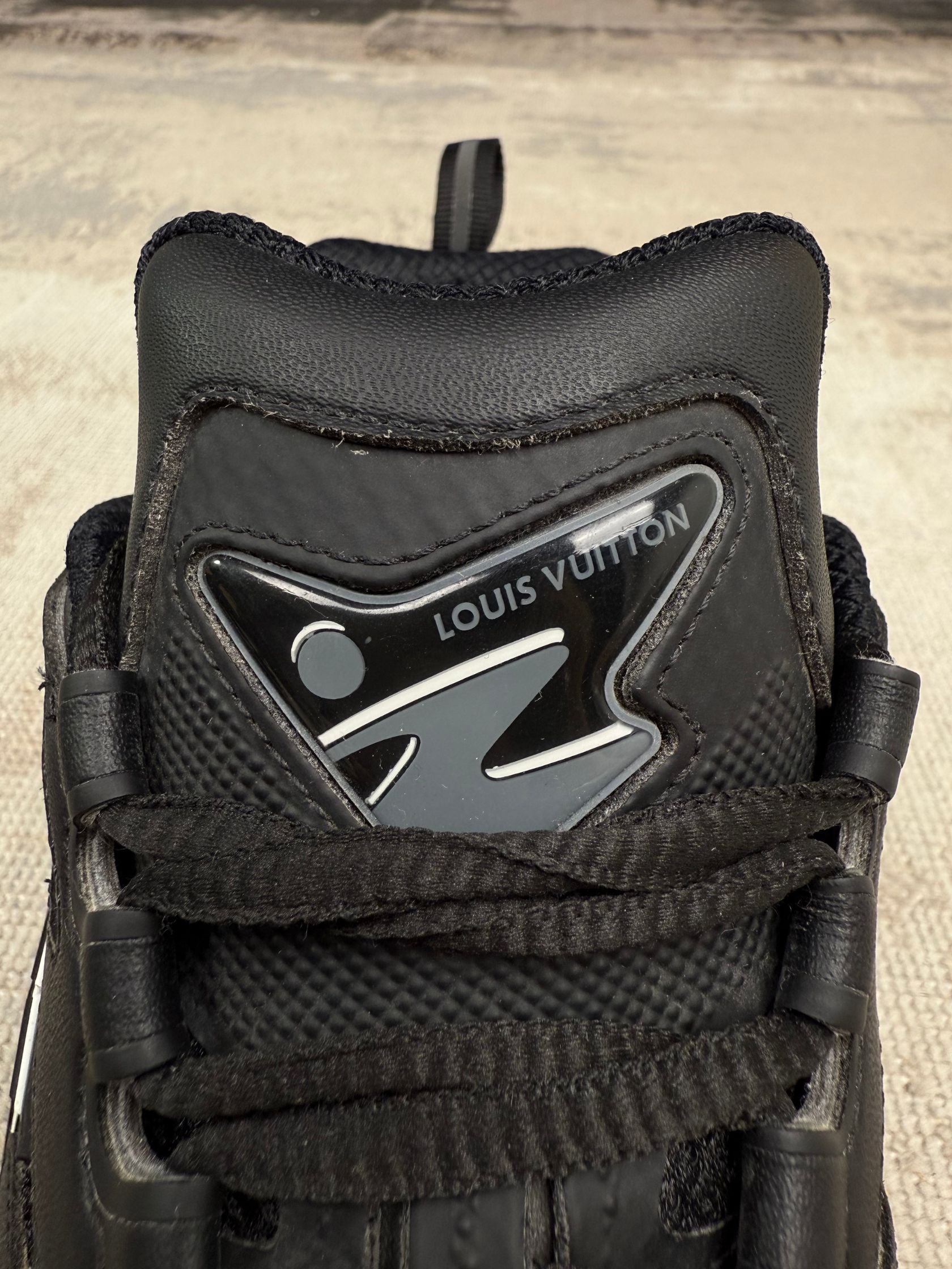 Louis Vuitton LV Runner Tatic Trainers - Black Louis Vuitton
