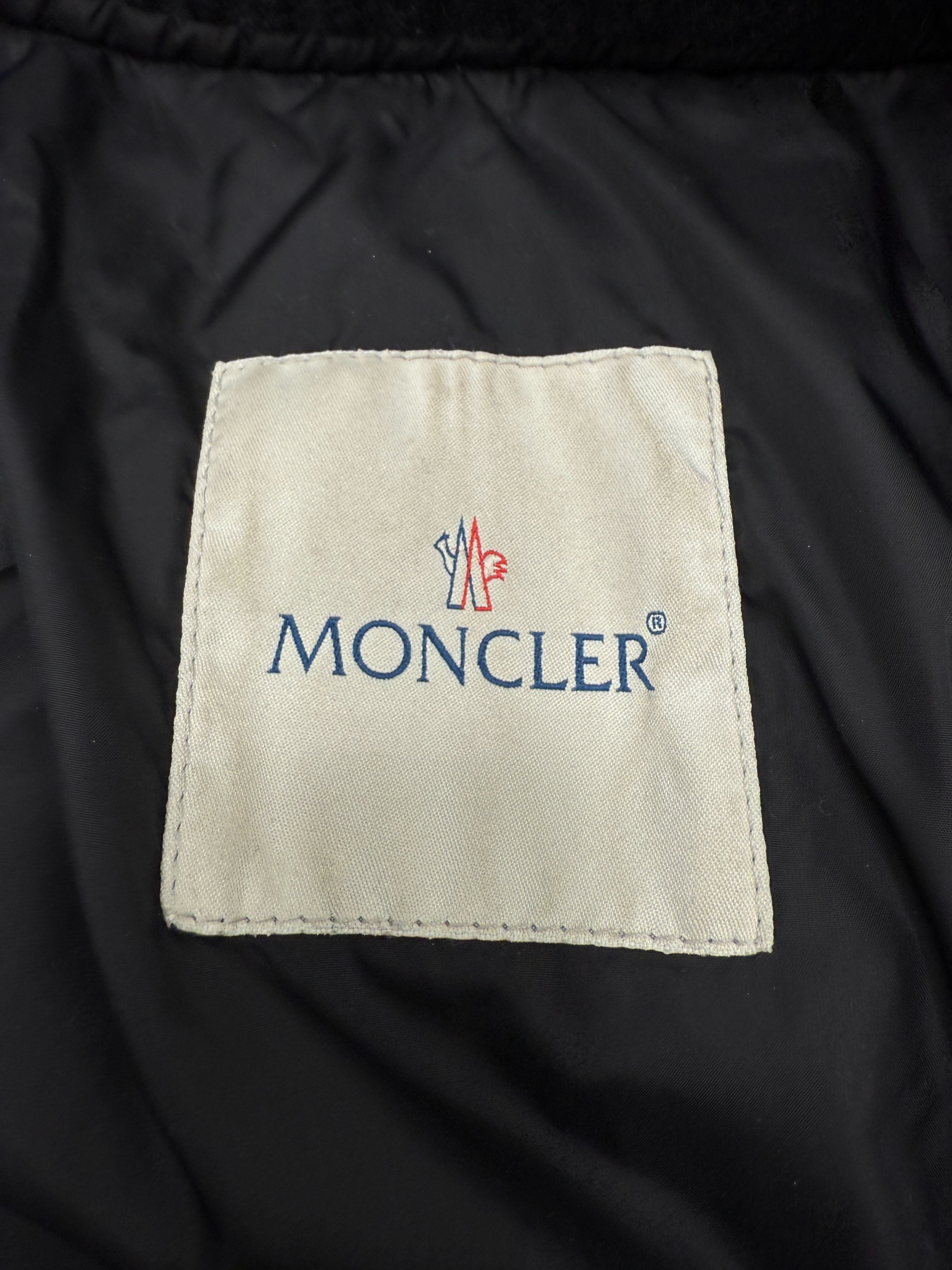 Moncler Harvey Down Jacket - Grey Moncler