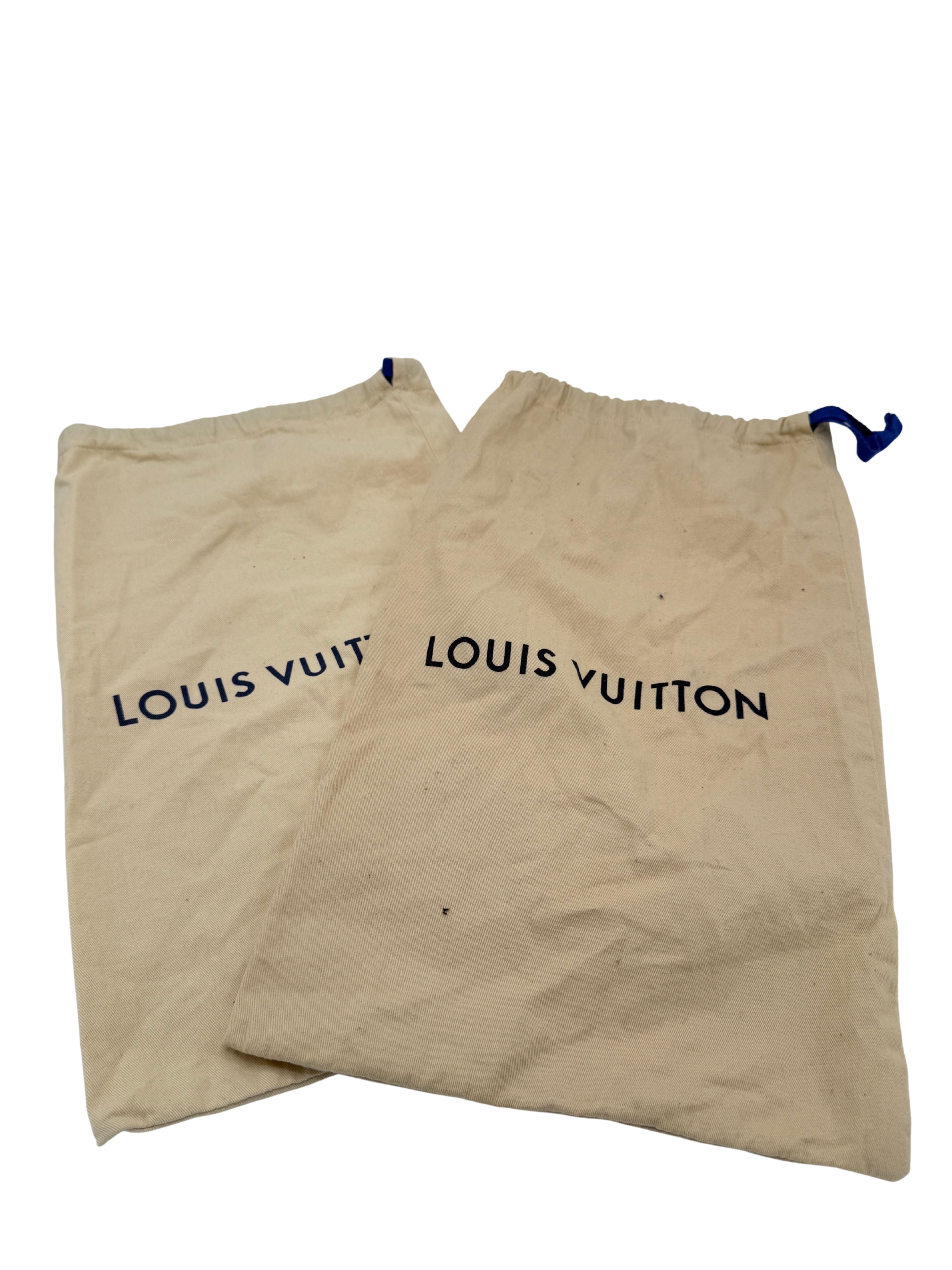 Louis Vuitton Mesh Run Away Trainers - Black