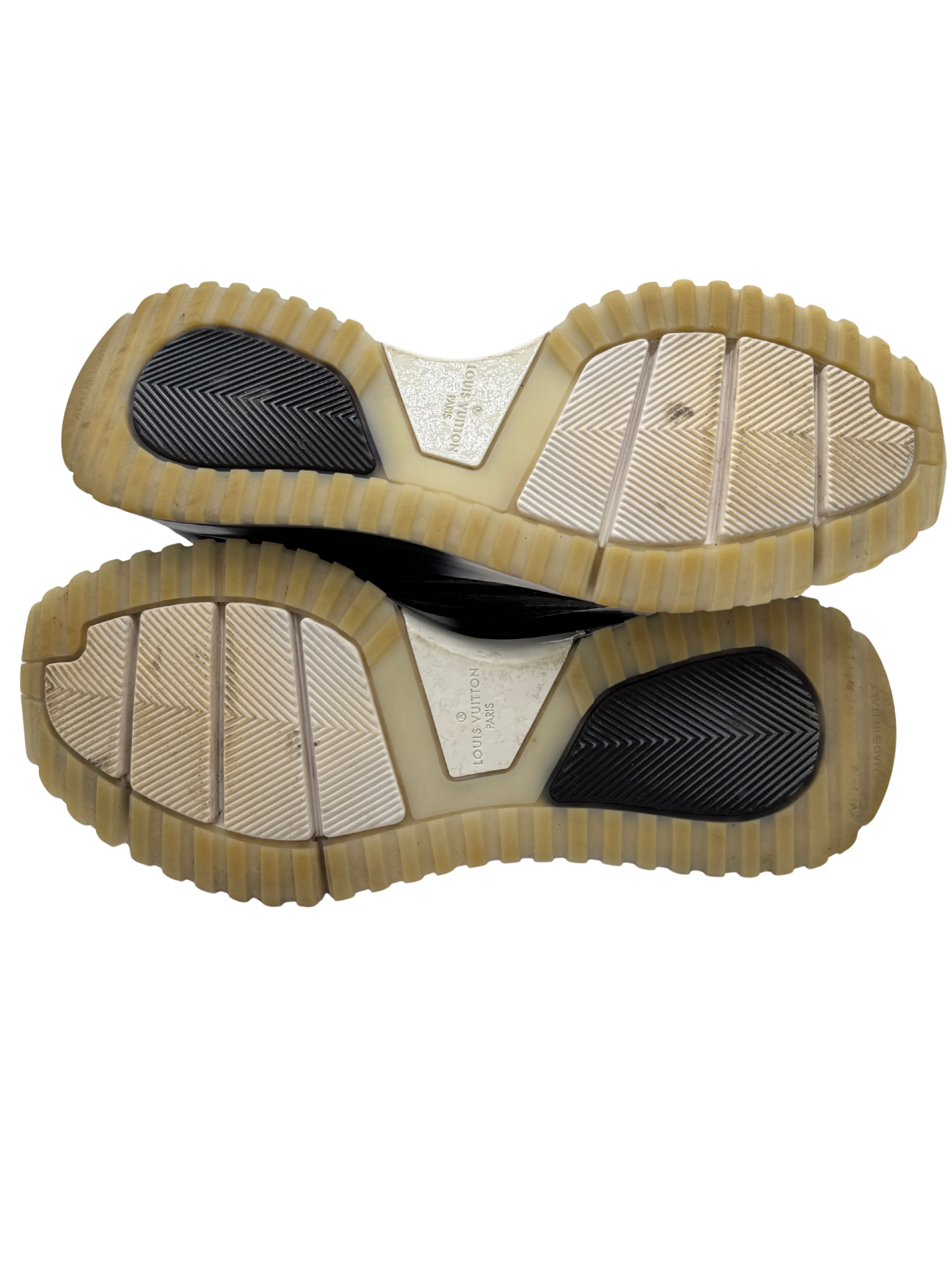 Louis Vuitton VNR - Light Grey Louis Vuitton