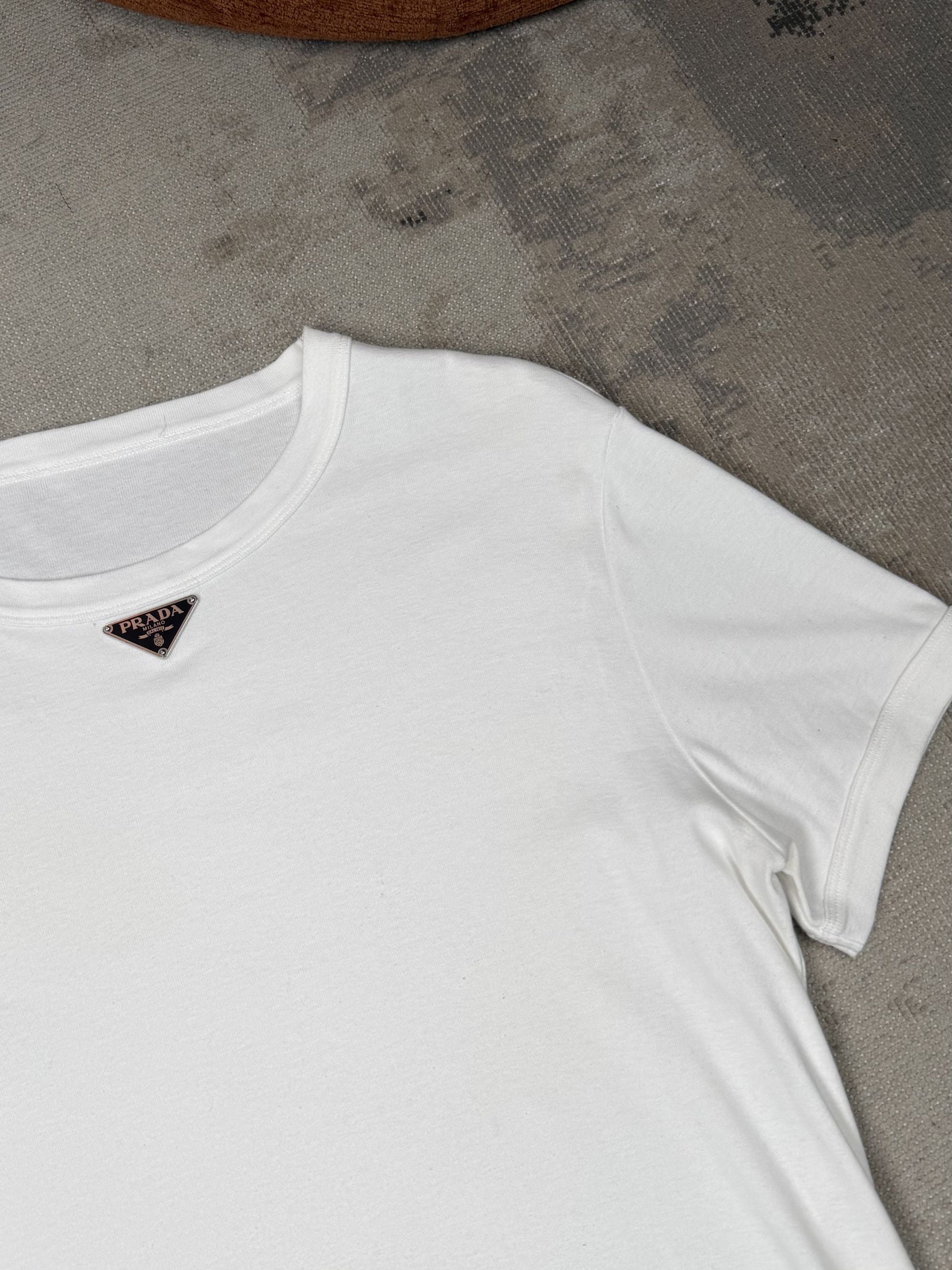 Prada Plaque T-Shirt - White Prada