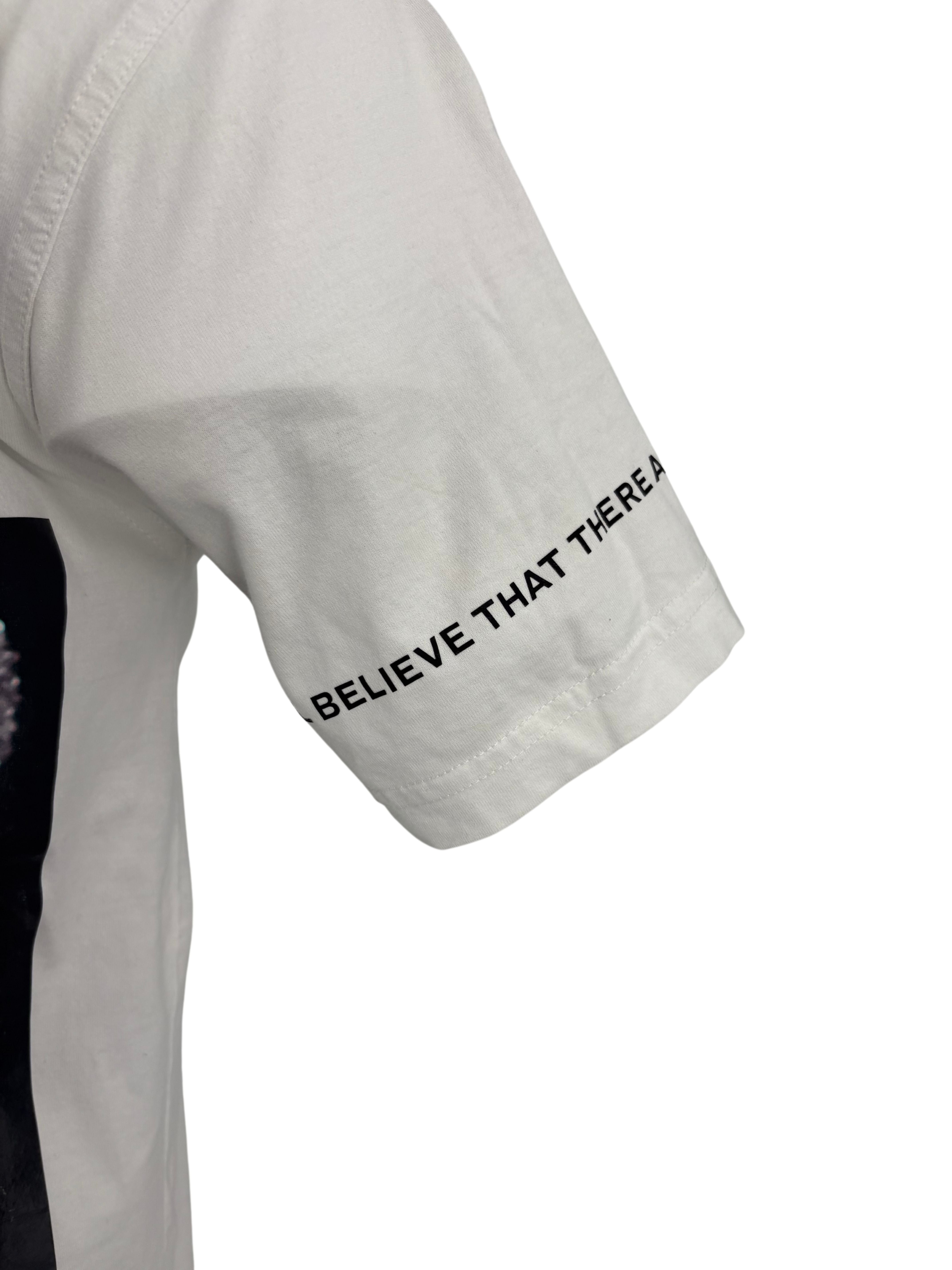 Burberry 'LOVE' Photo Graphic T-Shirt - White Burberry