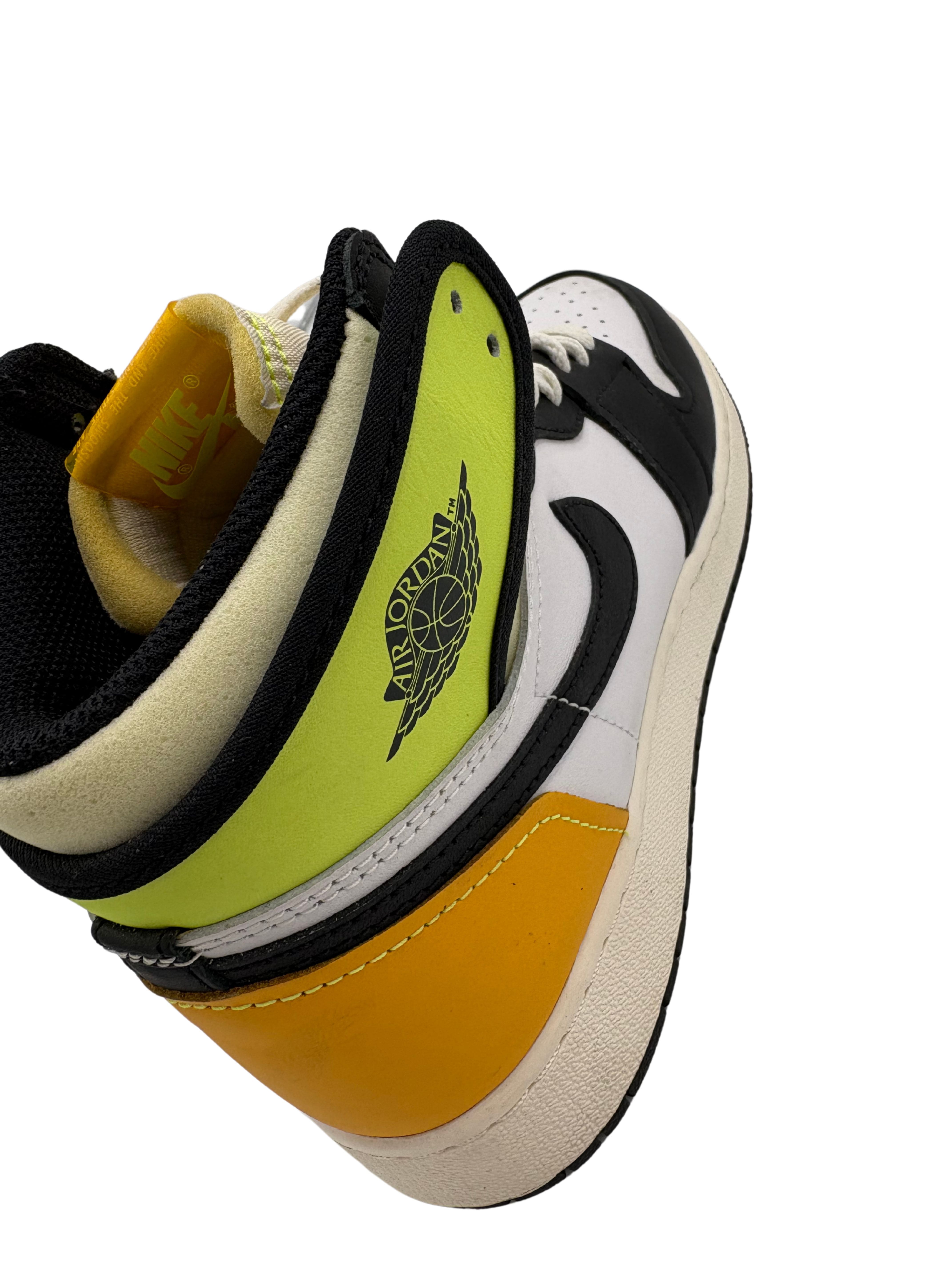 Air Jordan 1 Retro High OG "Volt Gold"