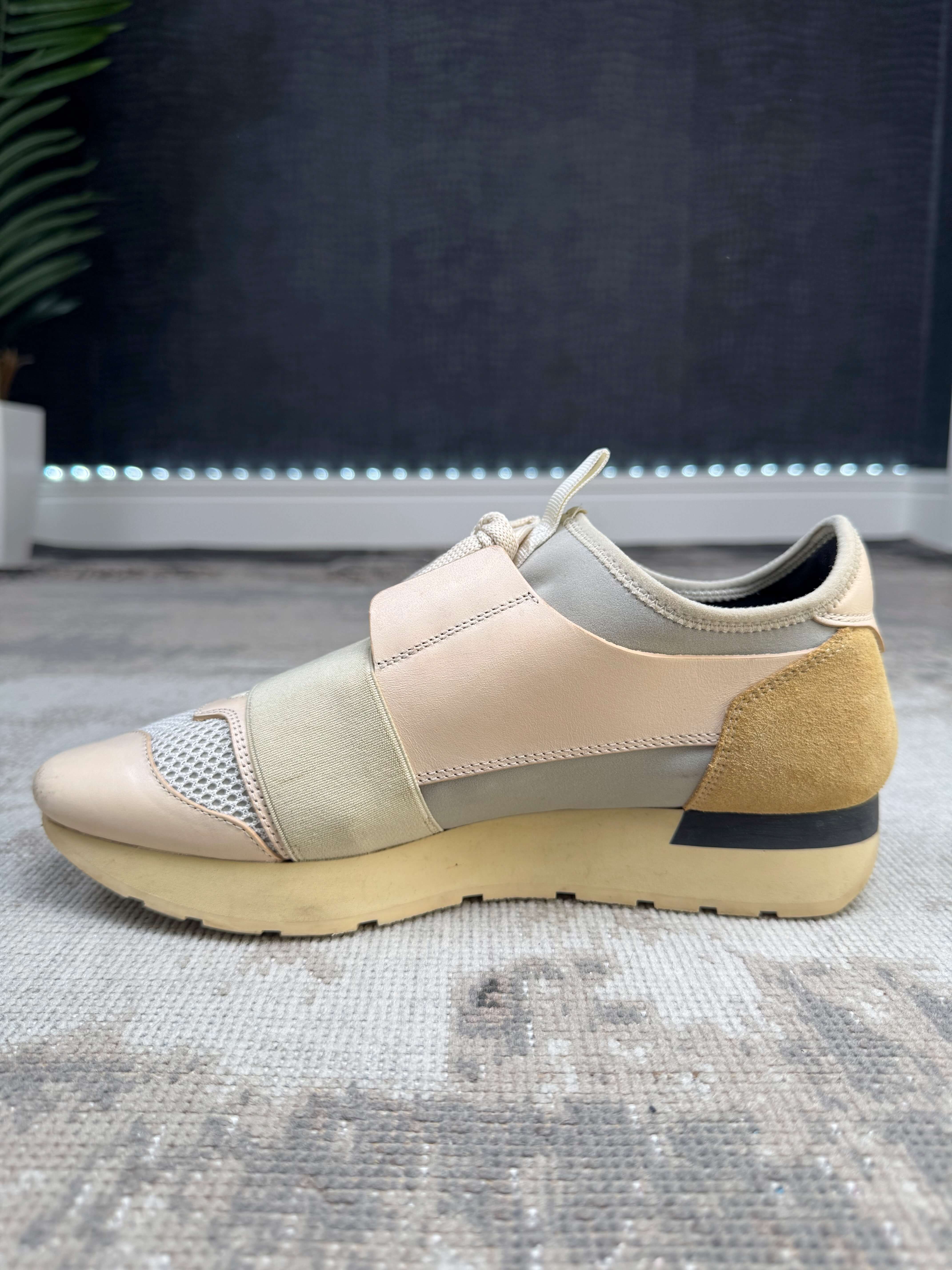 WOMENS - Balenciaga Race Runners - Nude Pink