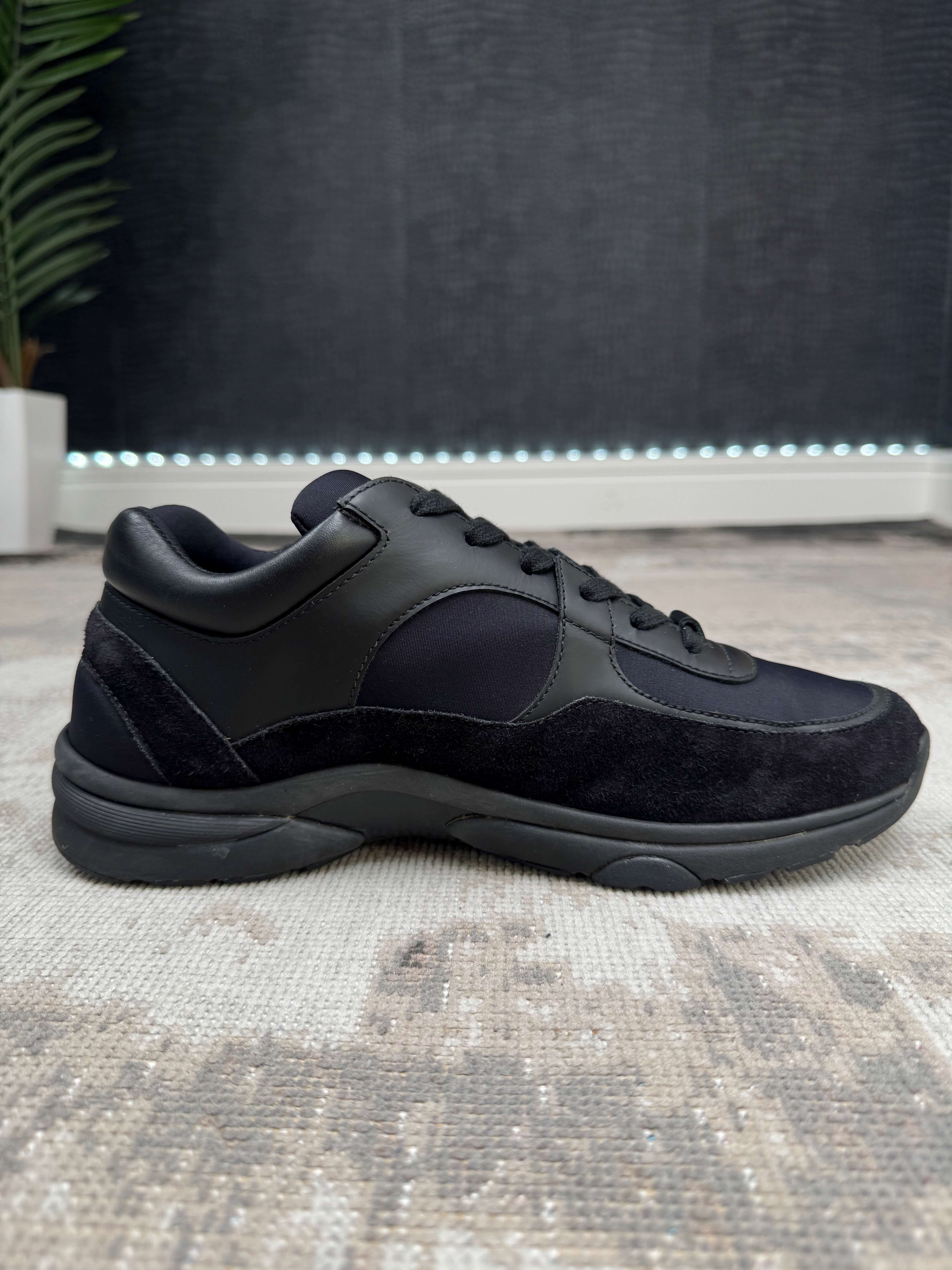 Chanel CC Runner - Black Chanel