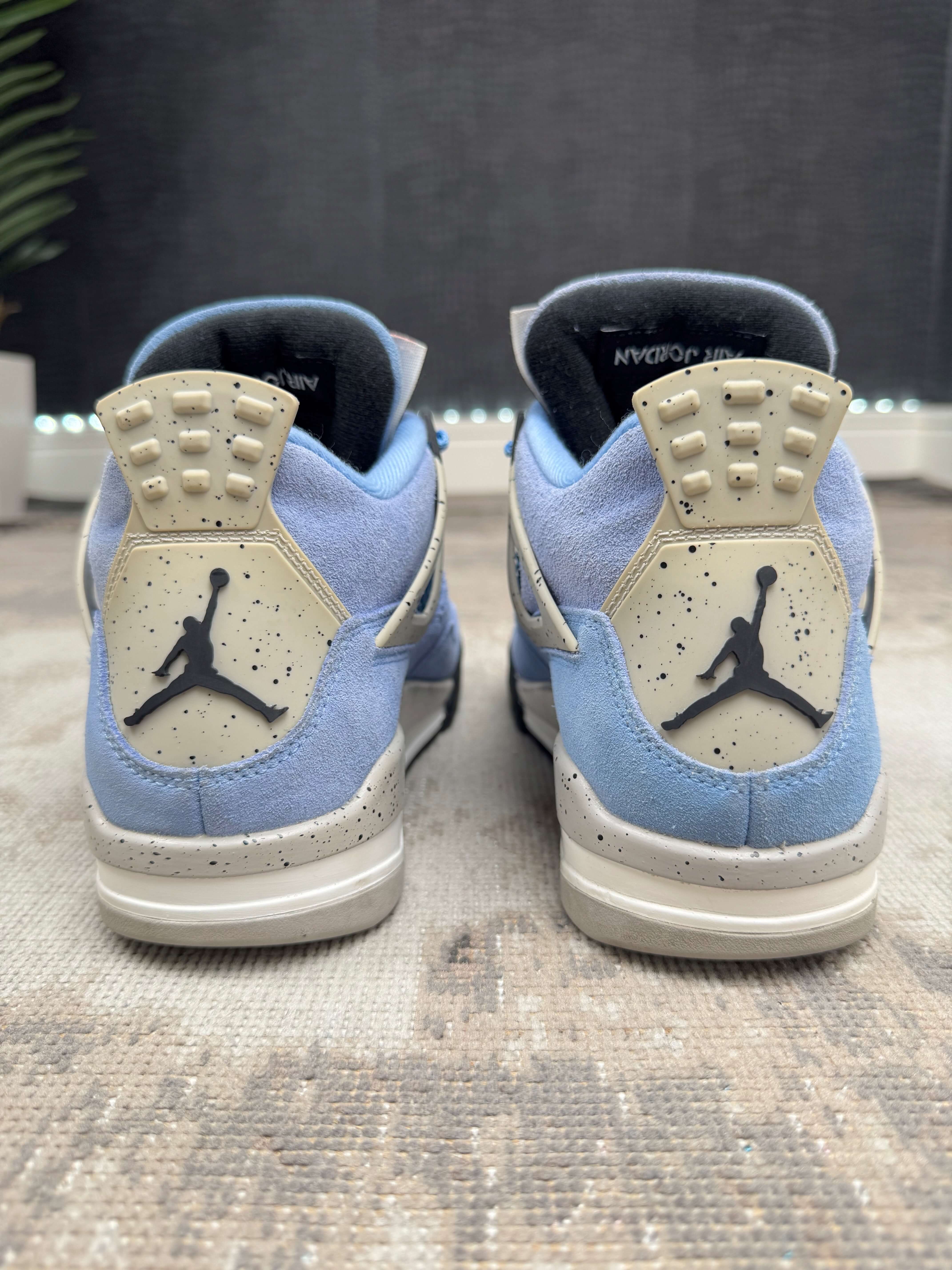 Nike Jordan 4 'University Blue'