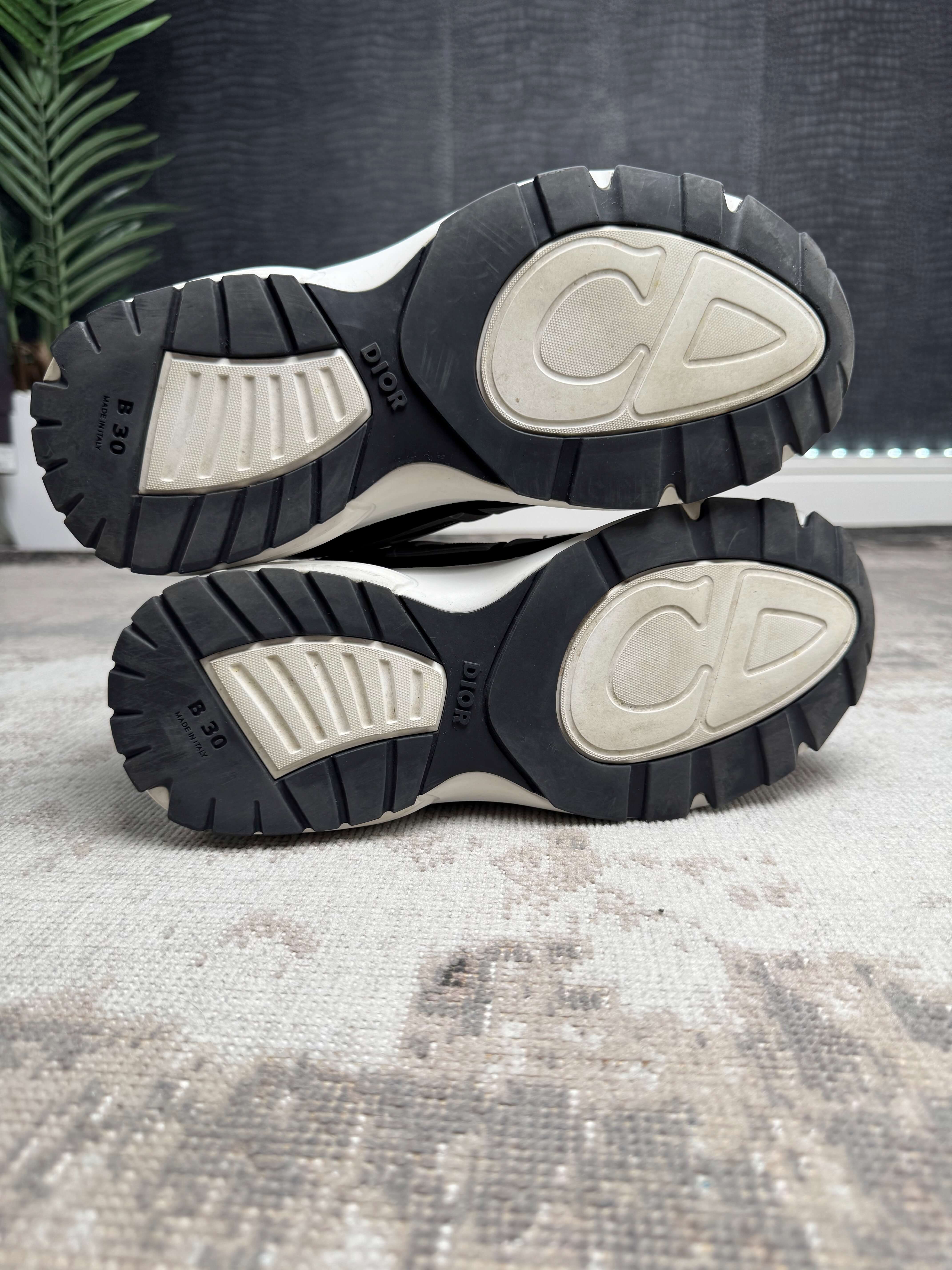 Dior B30 Trainer - Navy Dior