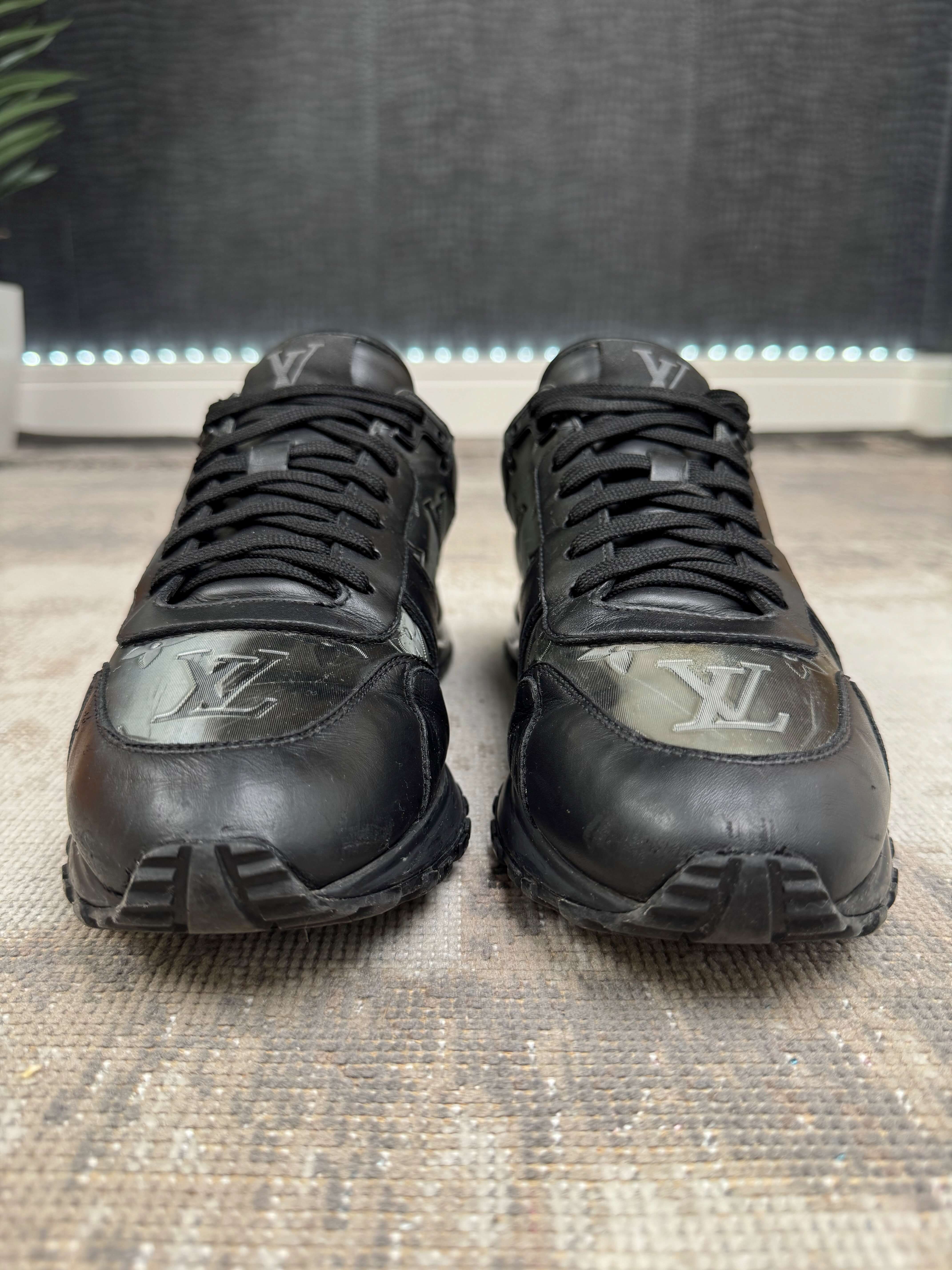 Louis Vuitton Run Away Iridescent Trainers - Black