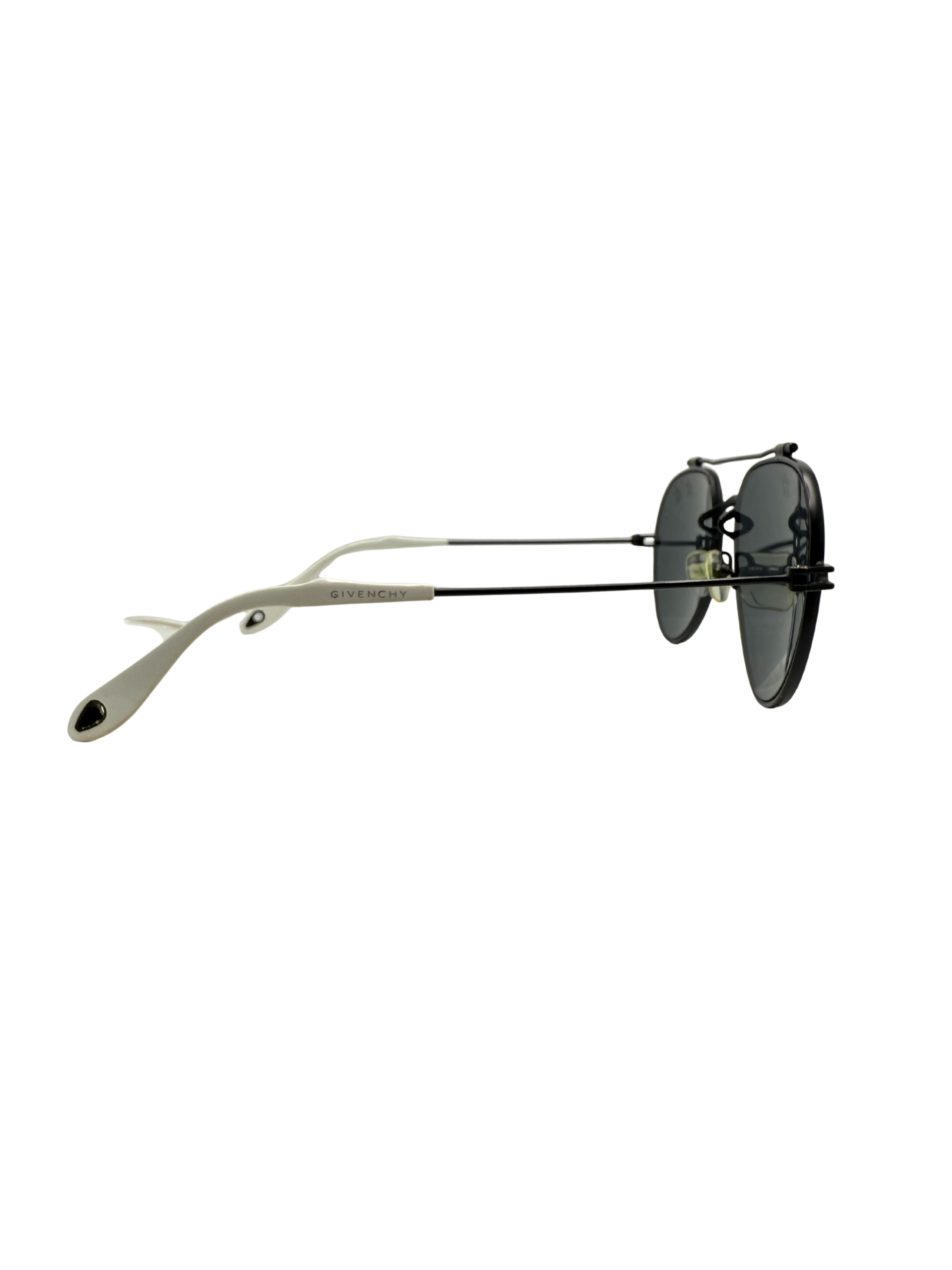 Givenchy Star Aviator Sunglasses - Black Givenchy