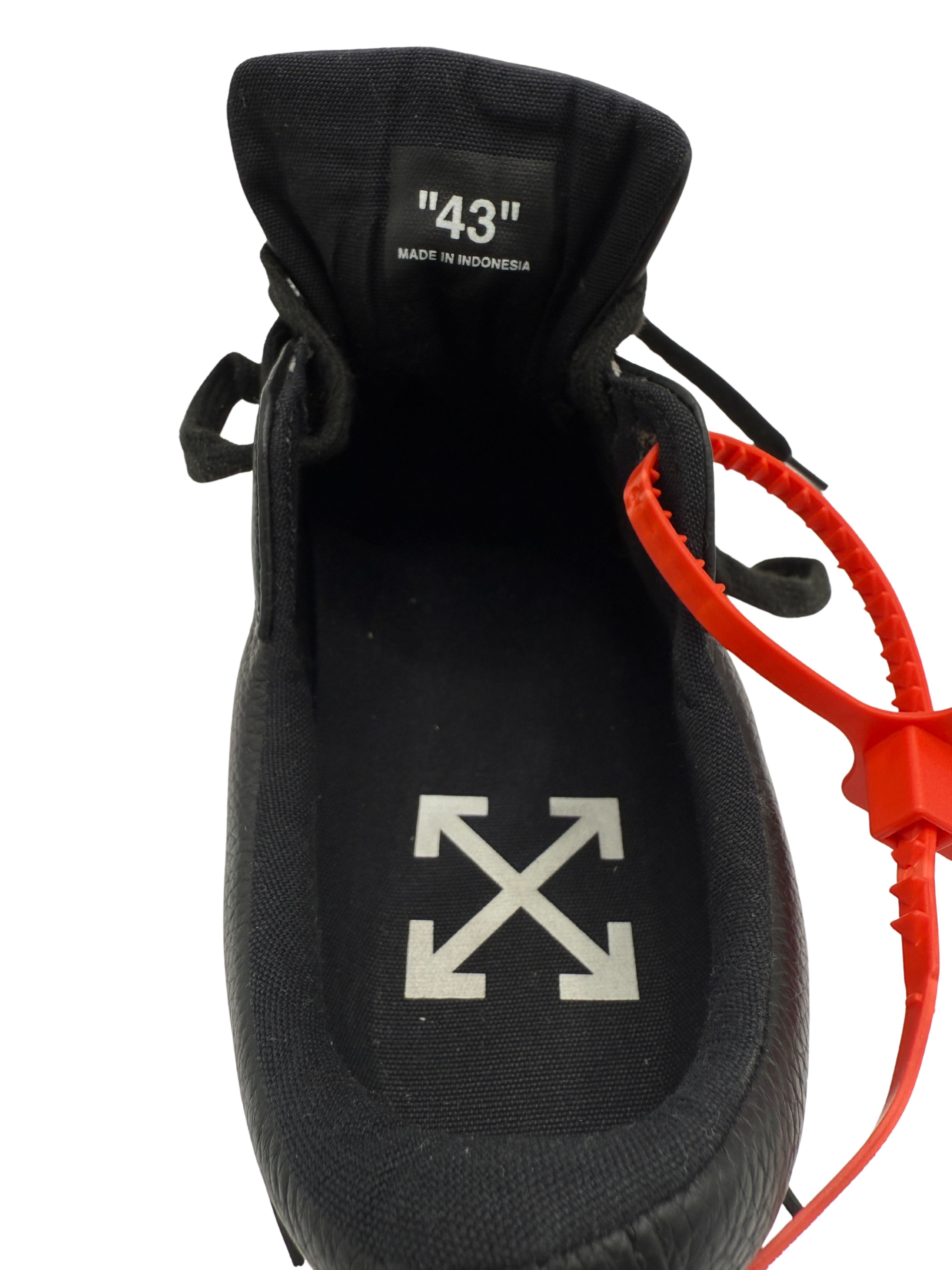 Off-White Vulcanized Low Black Leather Sneaker - Black Off-White