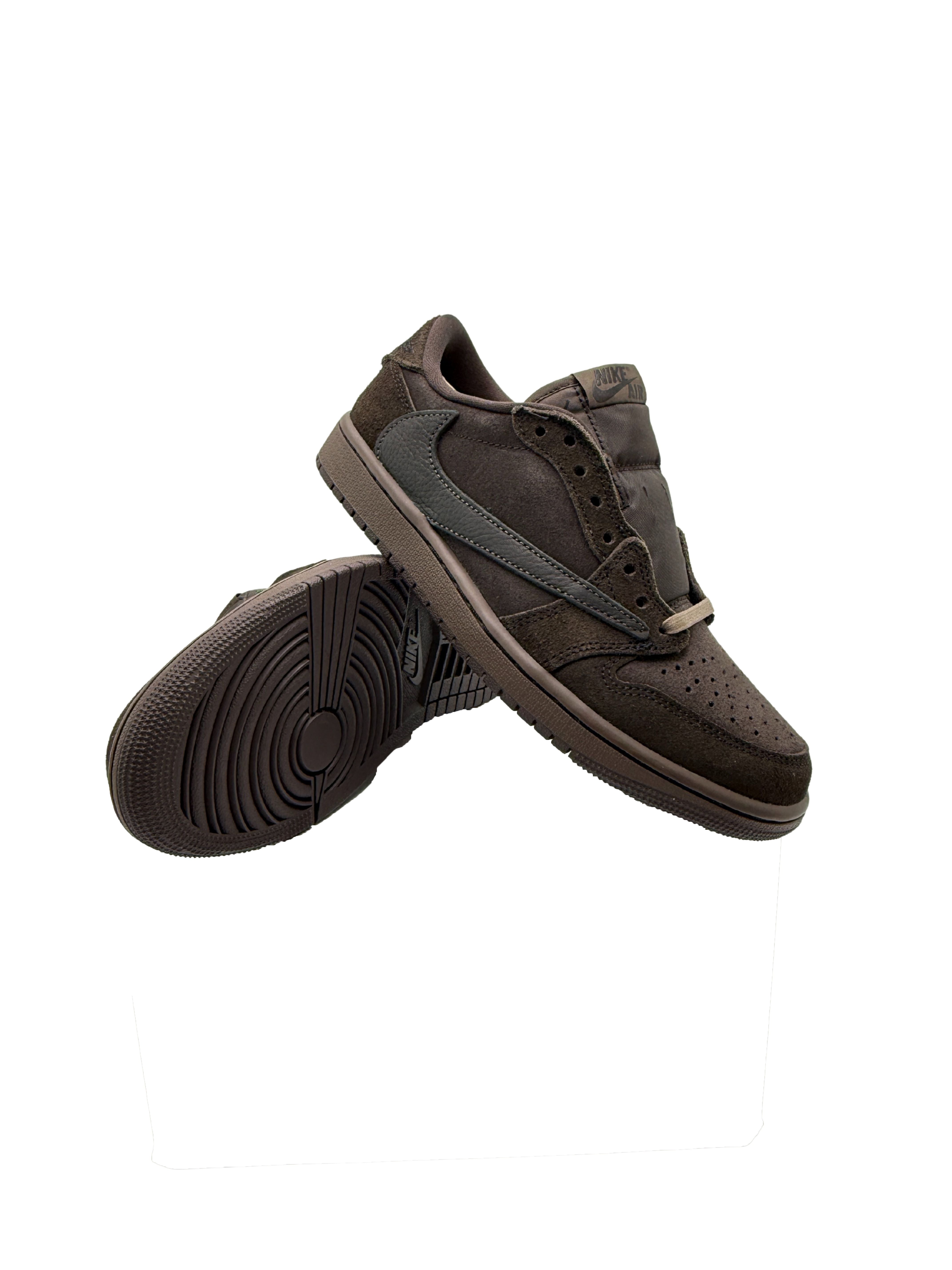 Nike x Travis Scott Jordan 1 Velvet Brown (Unused) Nike