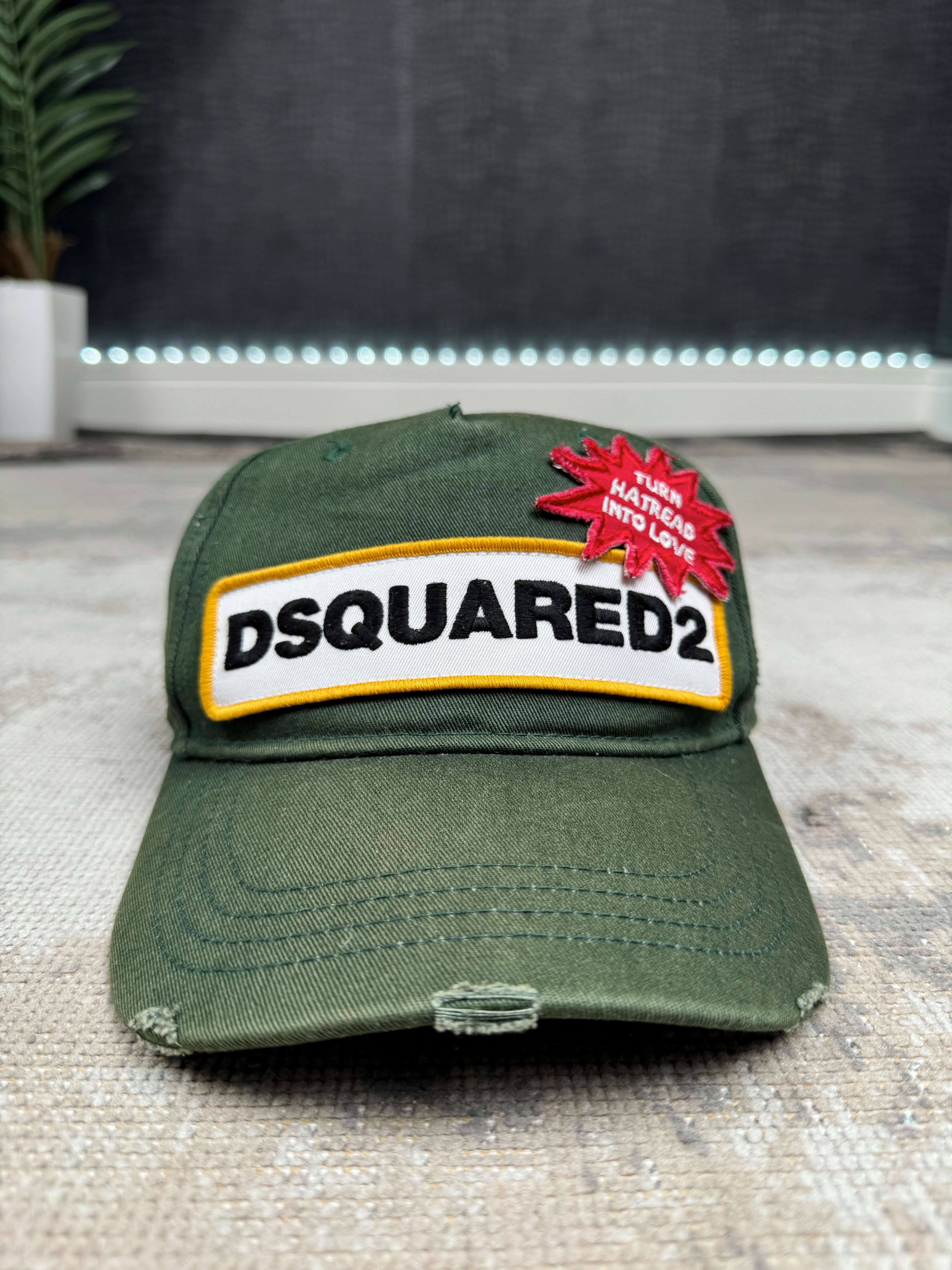 Dsquared2 'Turn Hatred Into Love' Baseball Cap Dsquared2