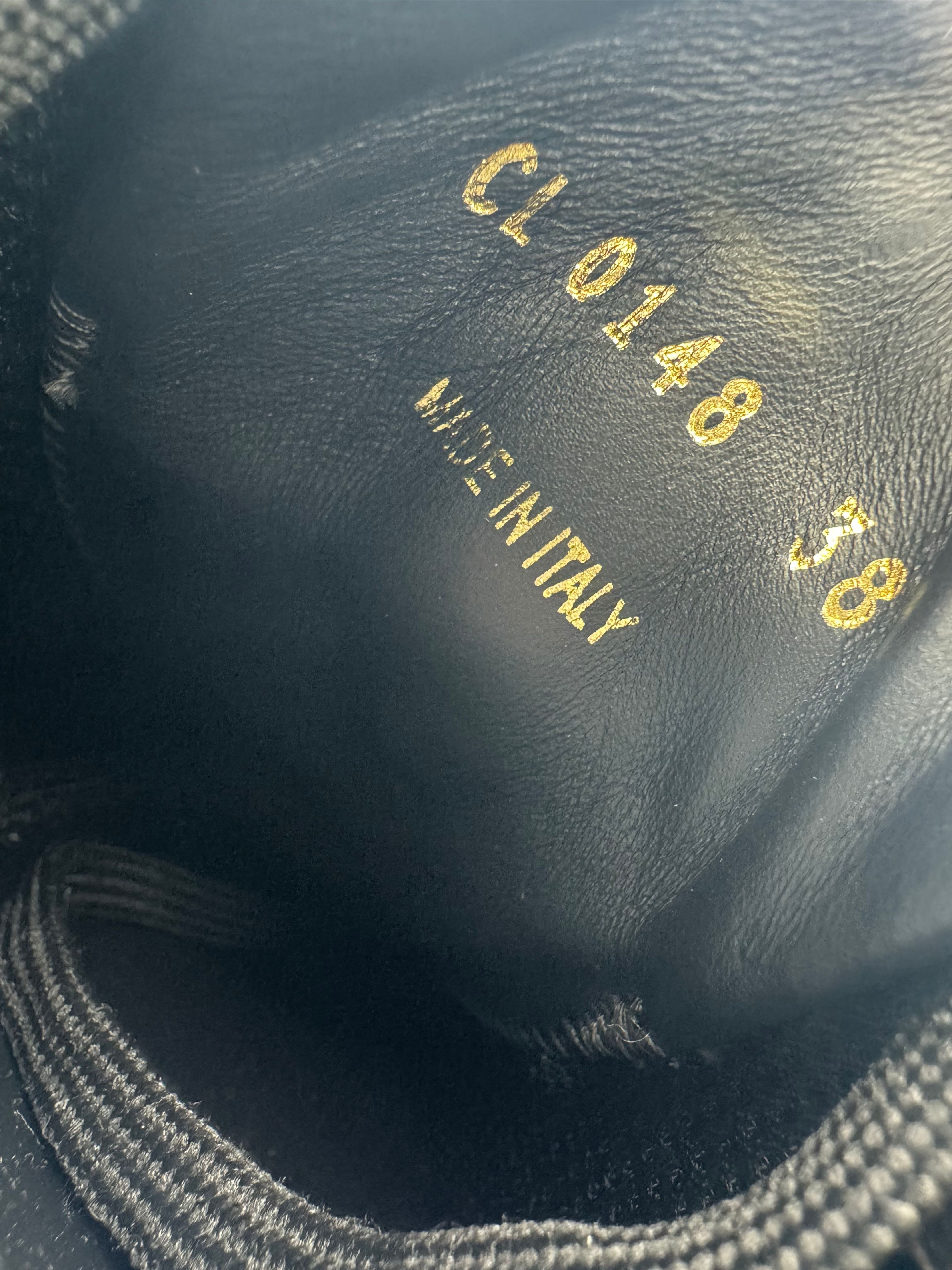 Louis Vuitton Run Away Trainer (Unused) Louis Vuitton