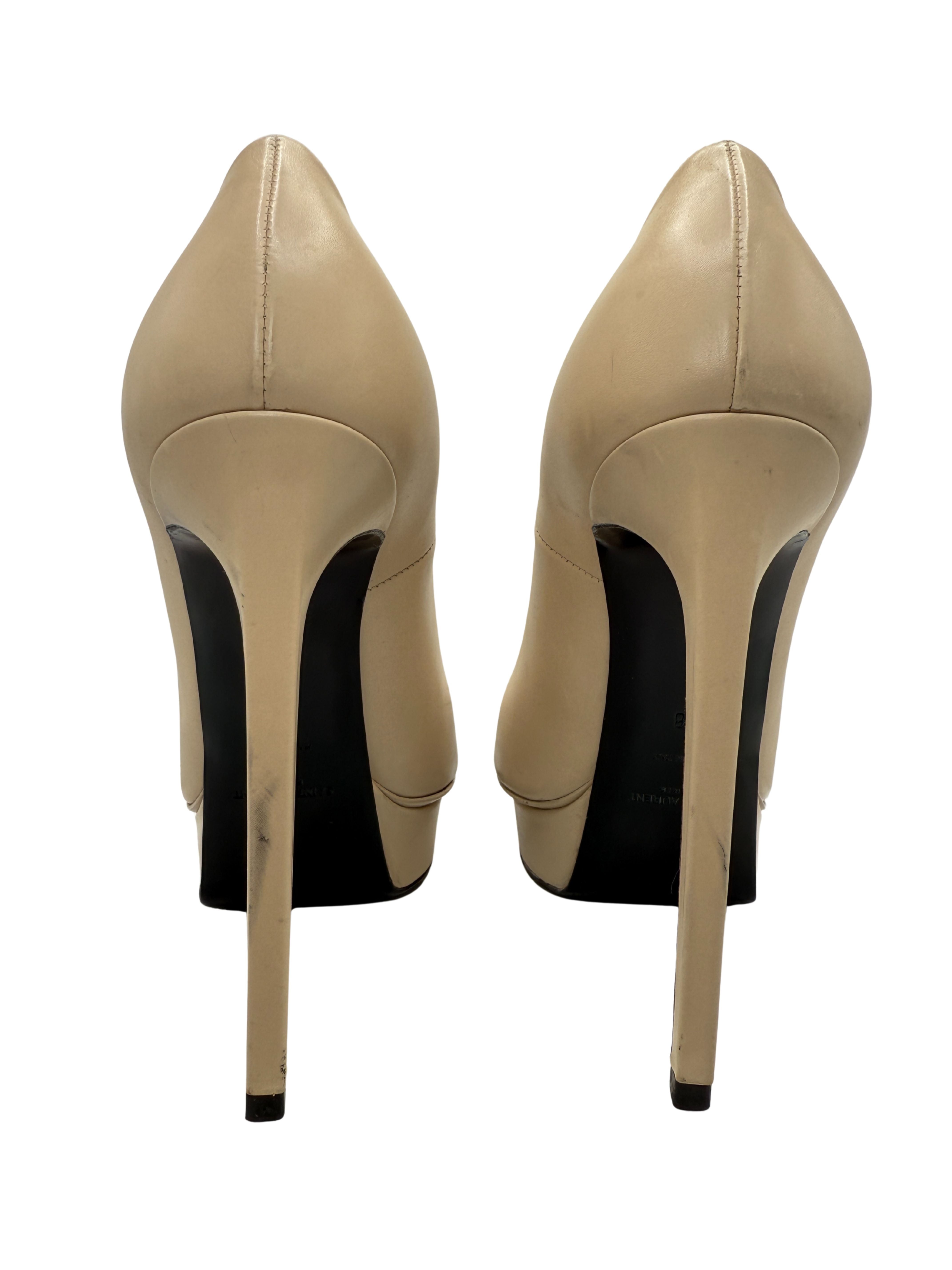 Saint Laurent Janis Pointy Toe Platform Pump - Cream
