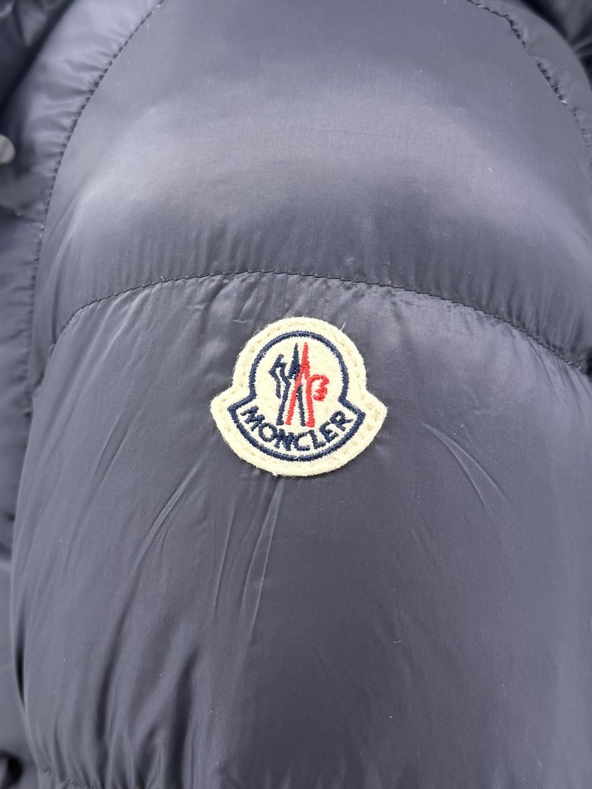 Moncler Wilm Down Jacket - Navy Moncler