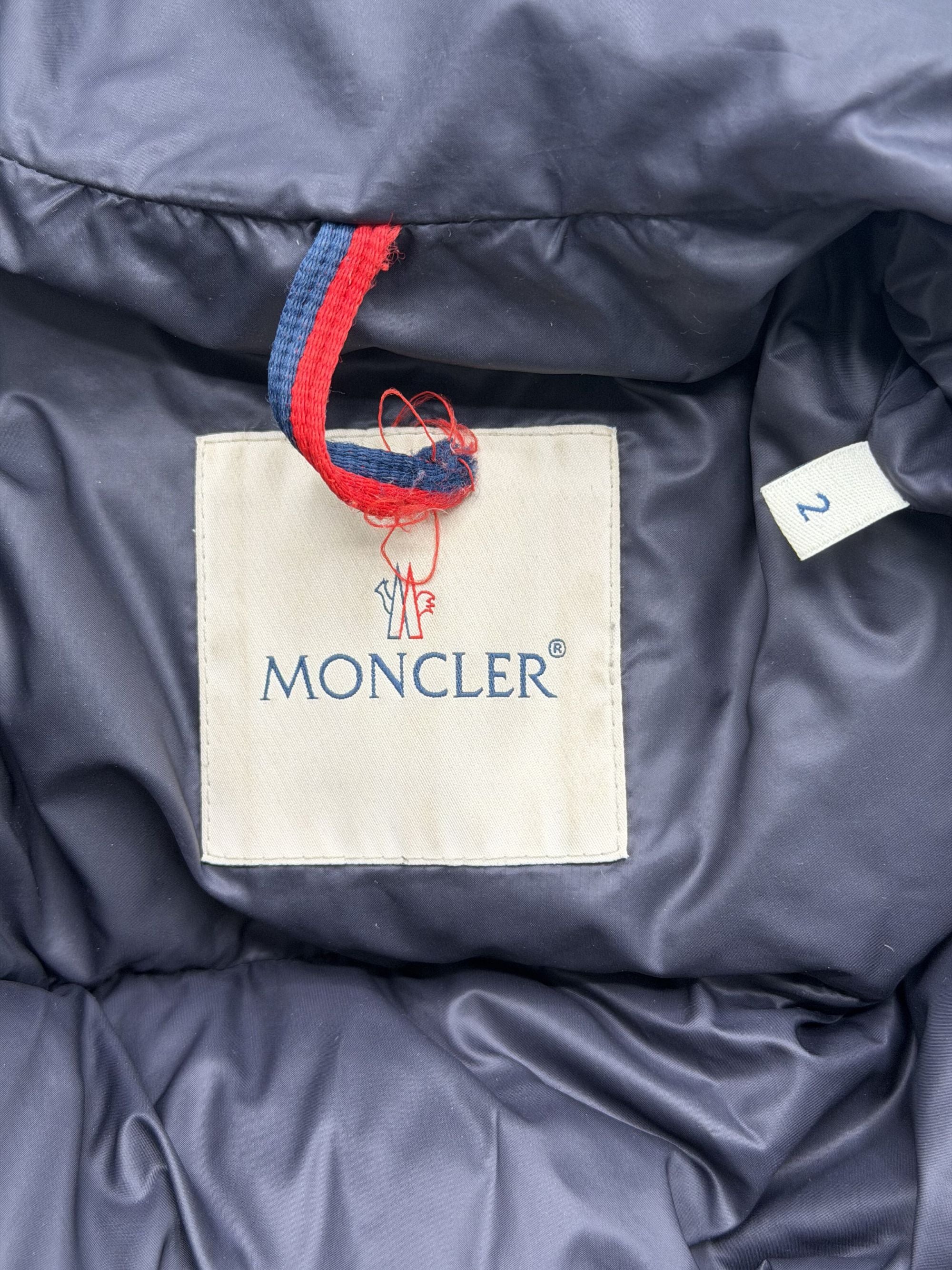 Moncler Wilm Down Jacket - Navy Moncler