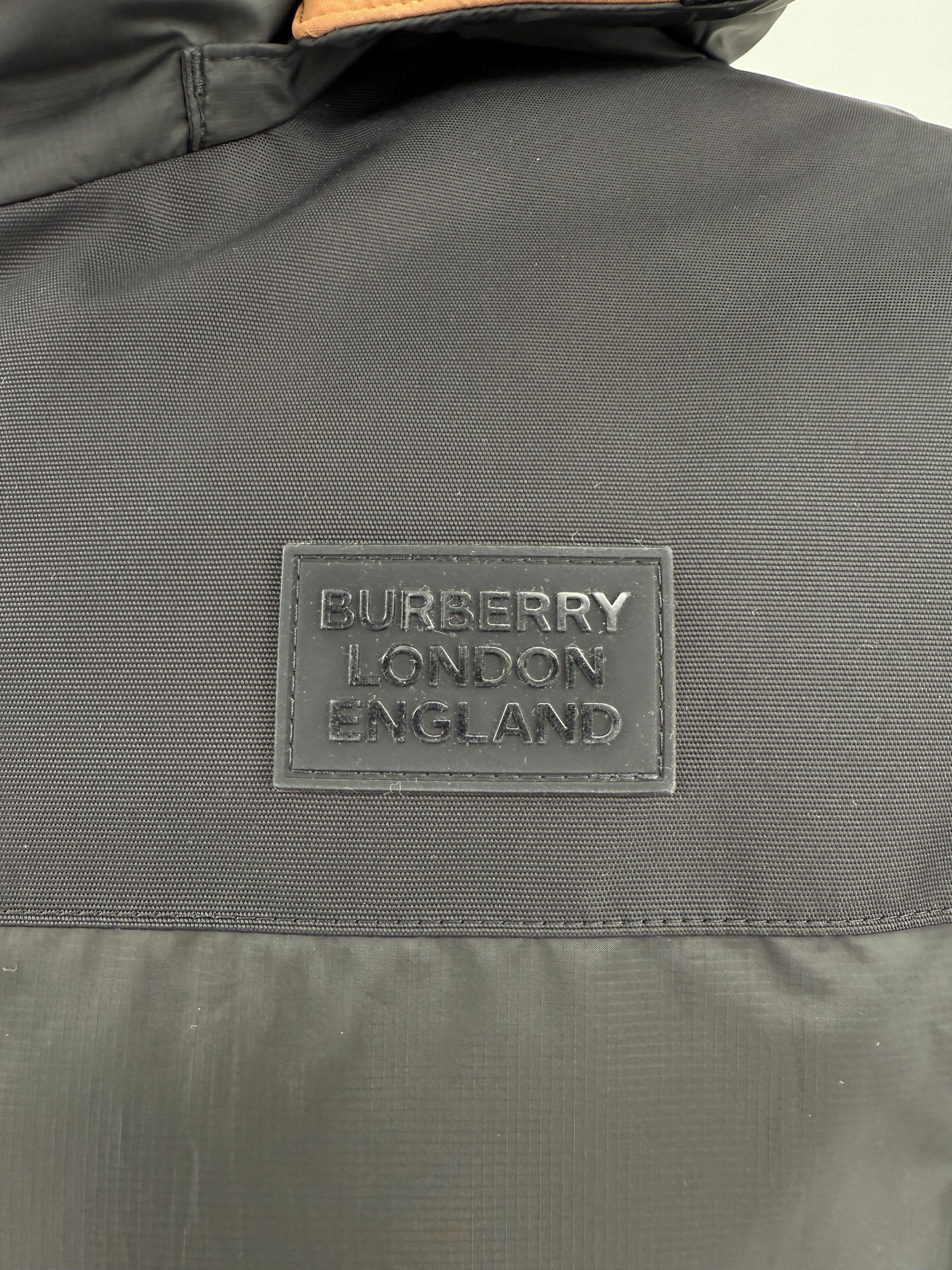 Burberry Reversible Check Down Jacket - Beige