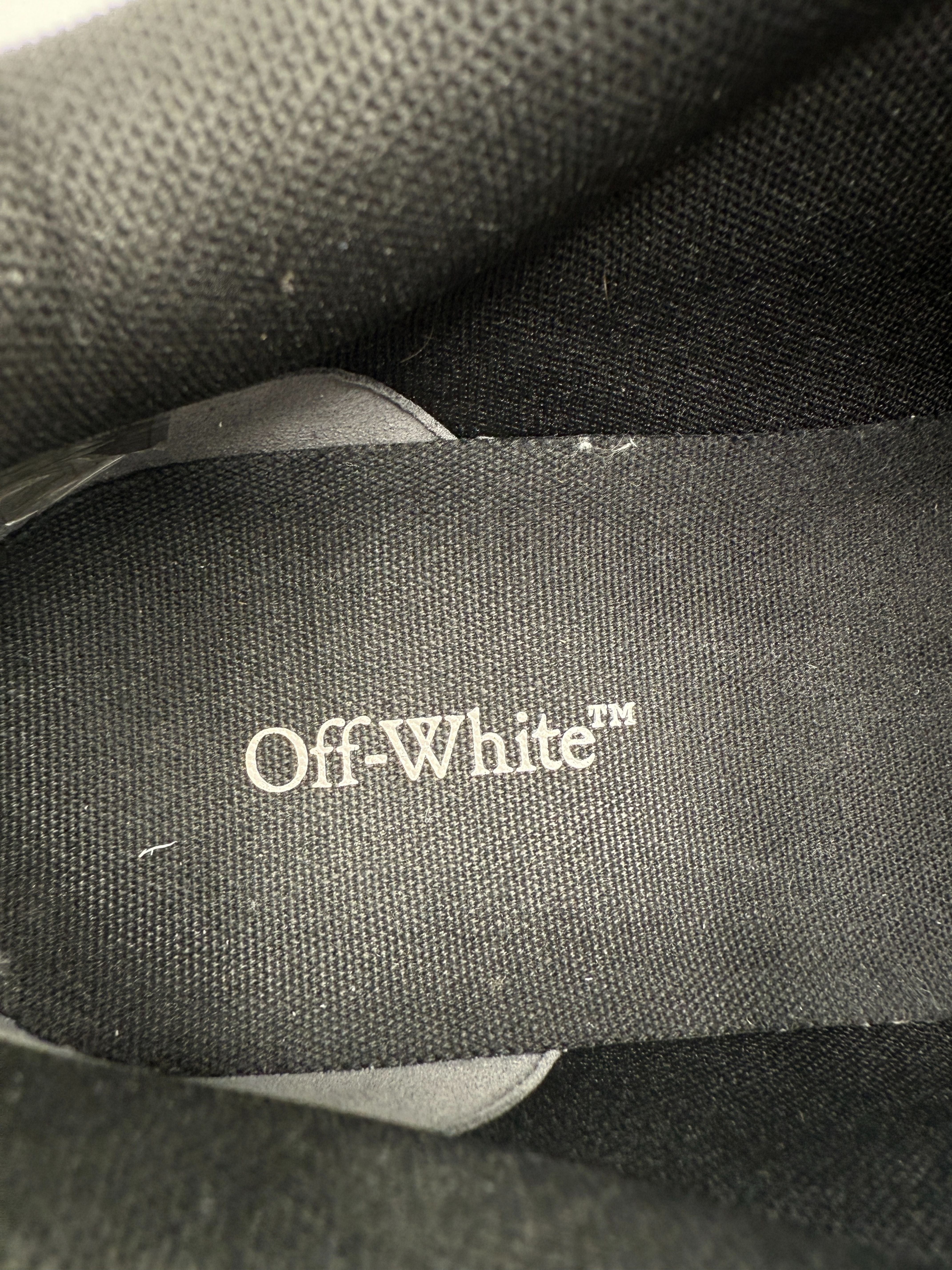 Off-White Out of Office Trainers - Black Off-White