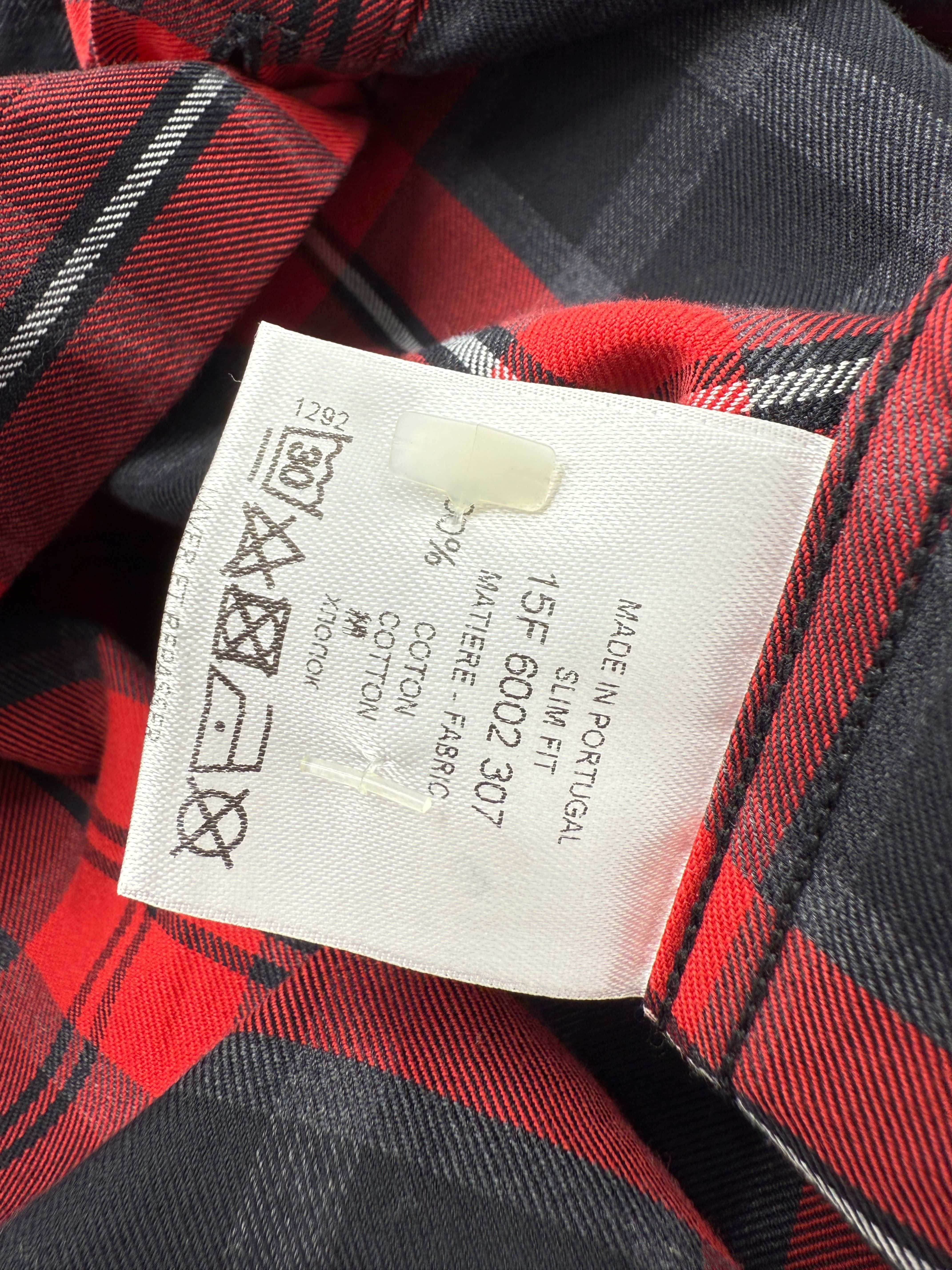 Givenchy Slim Fit Star Applique Plaid Shirt - Red Givenchy