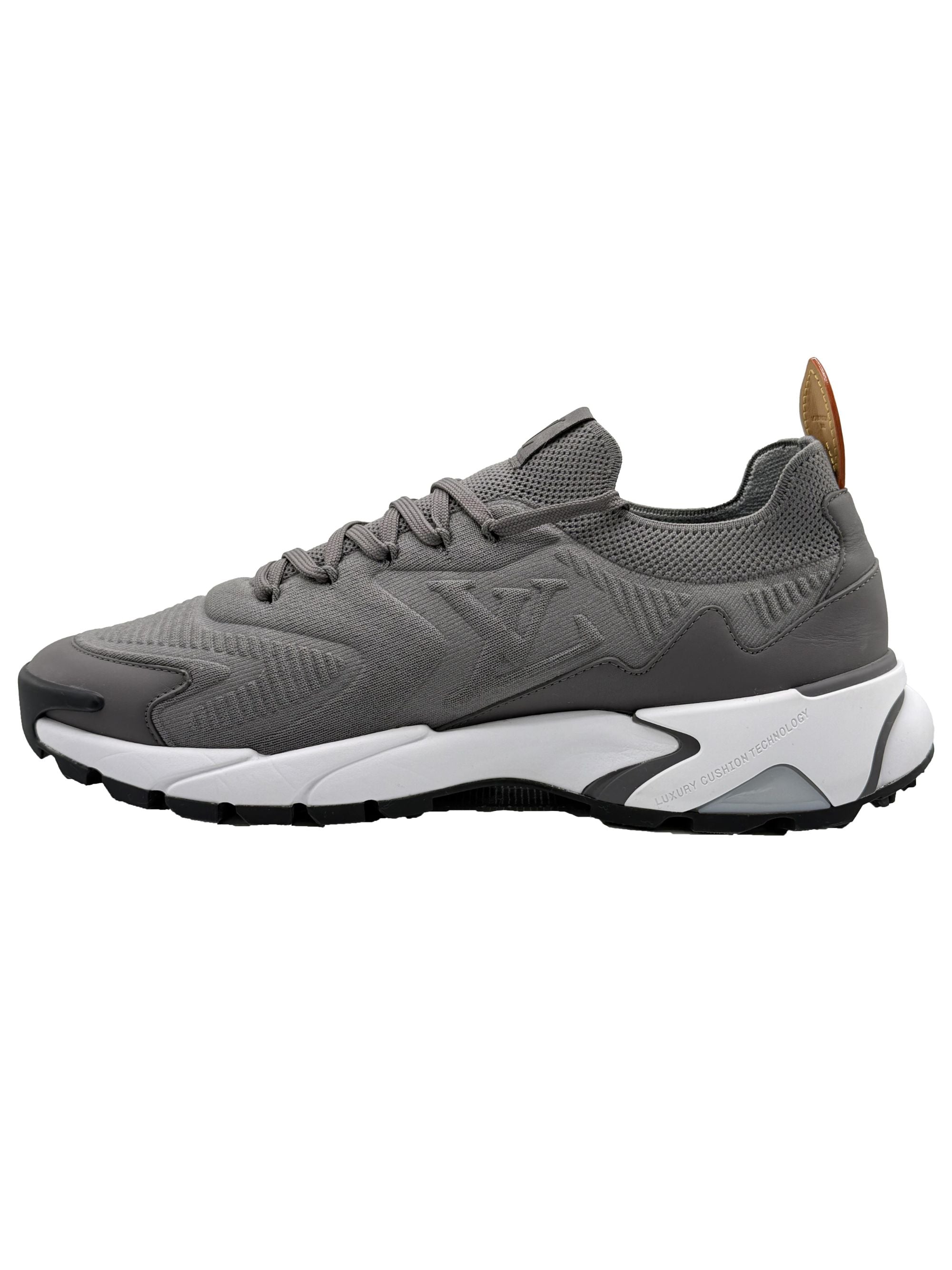Louis Vuitton LV Runner Tatic Trainers - Grey Louis Vuitton