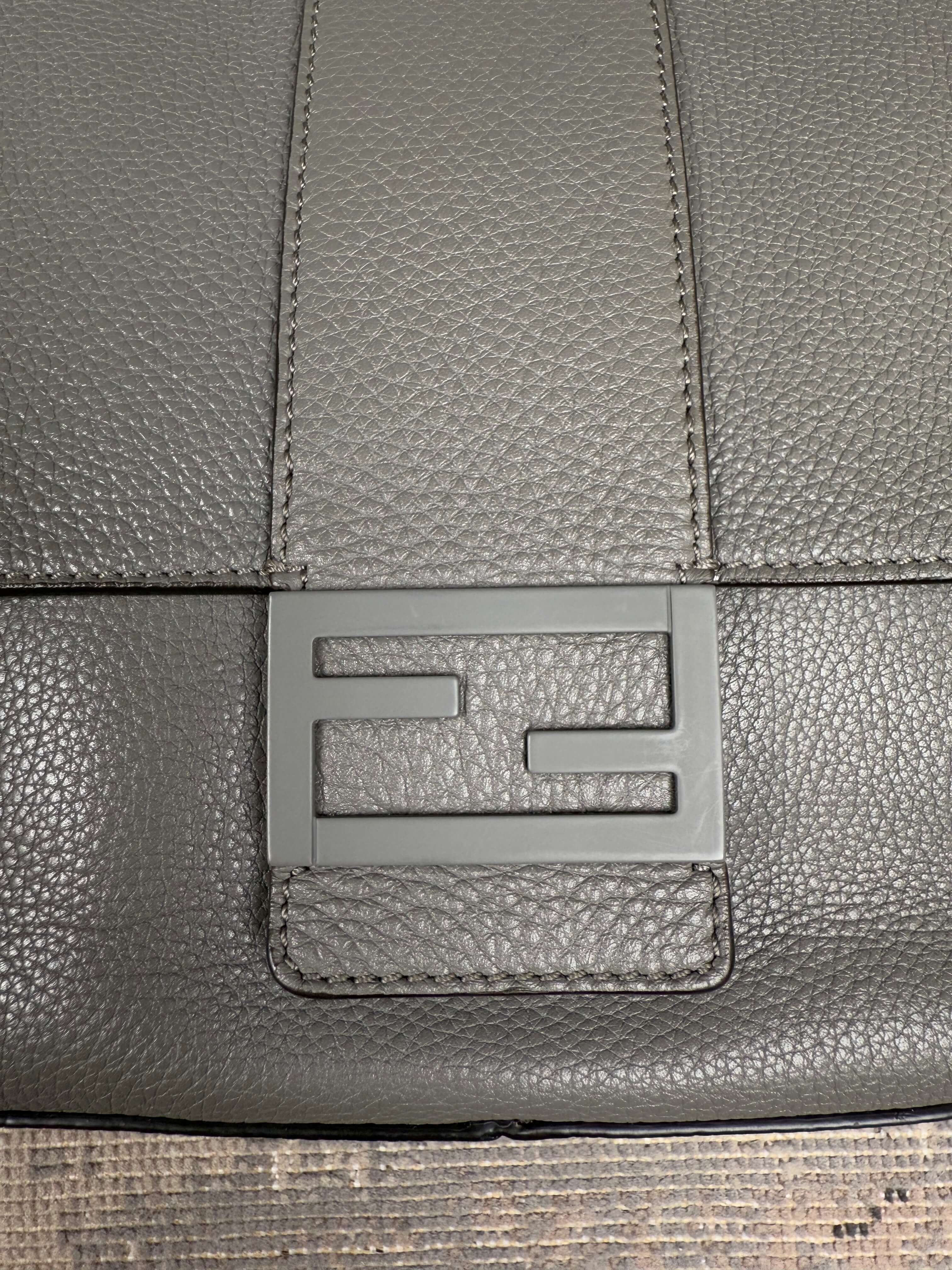 Fendi Baguette Convertible Leather Bag - Grey