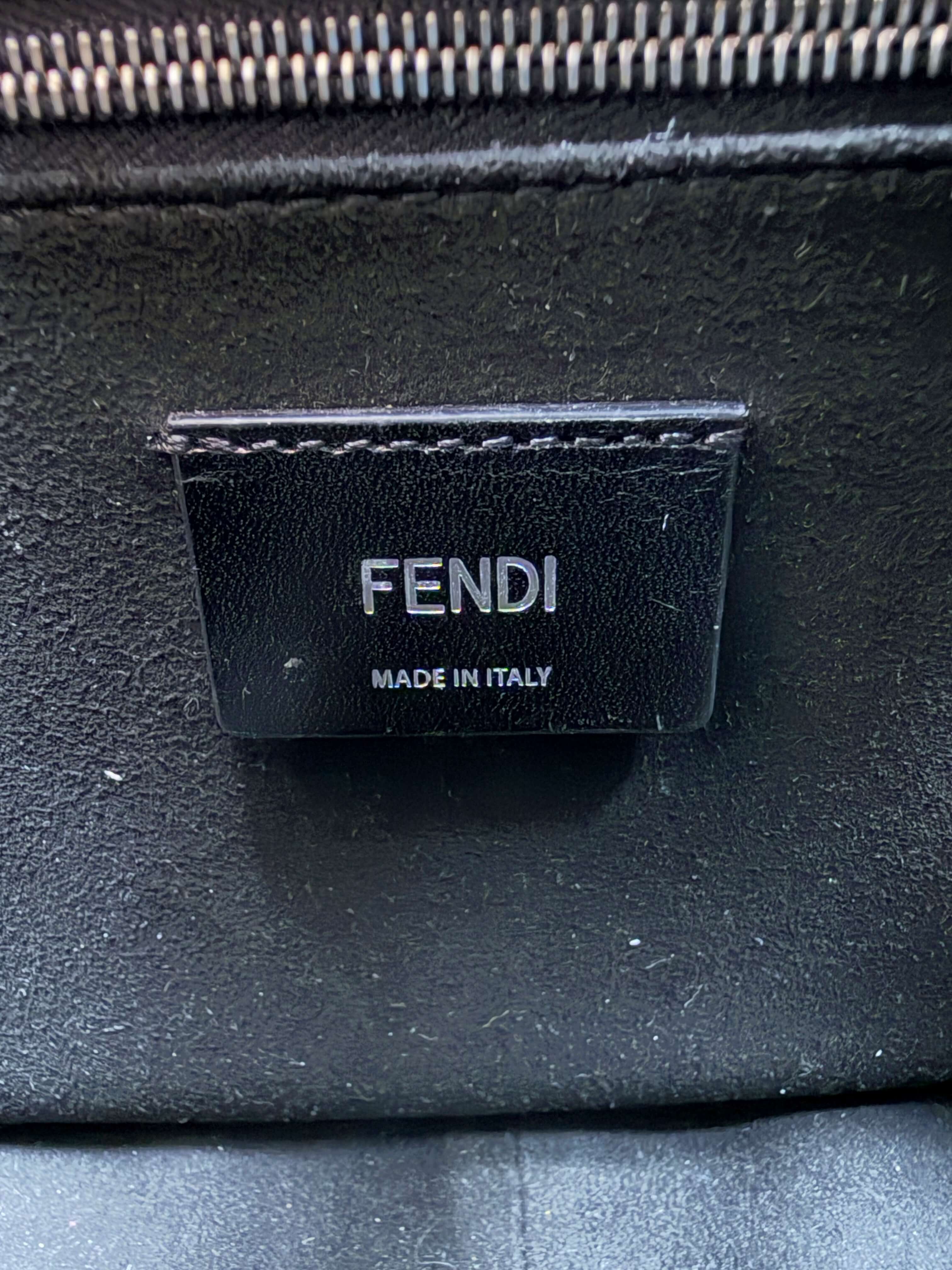 Fendi Baguette Convertible Leather Bag - Grey