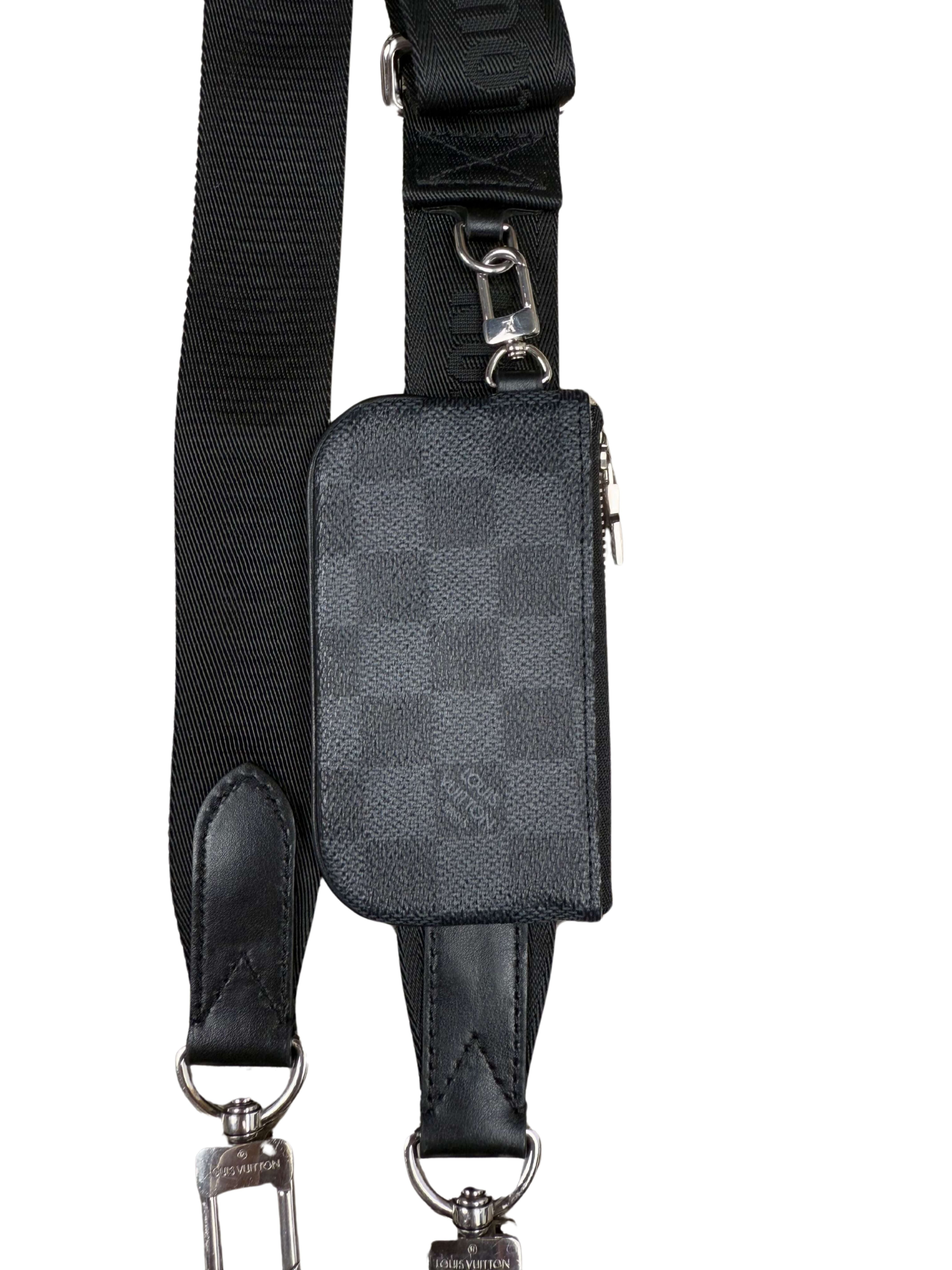 Louis Vuitton Trio Messenger Bag - Black