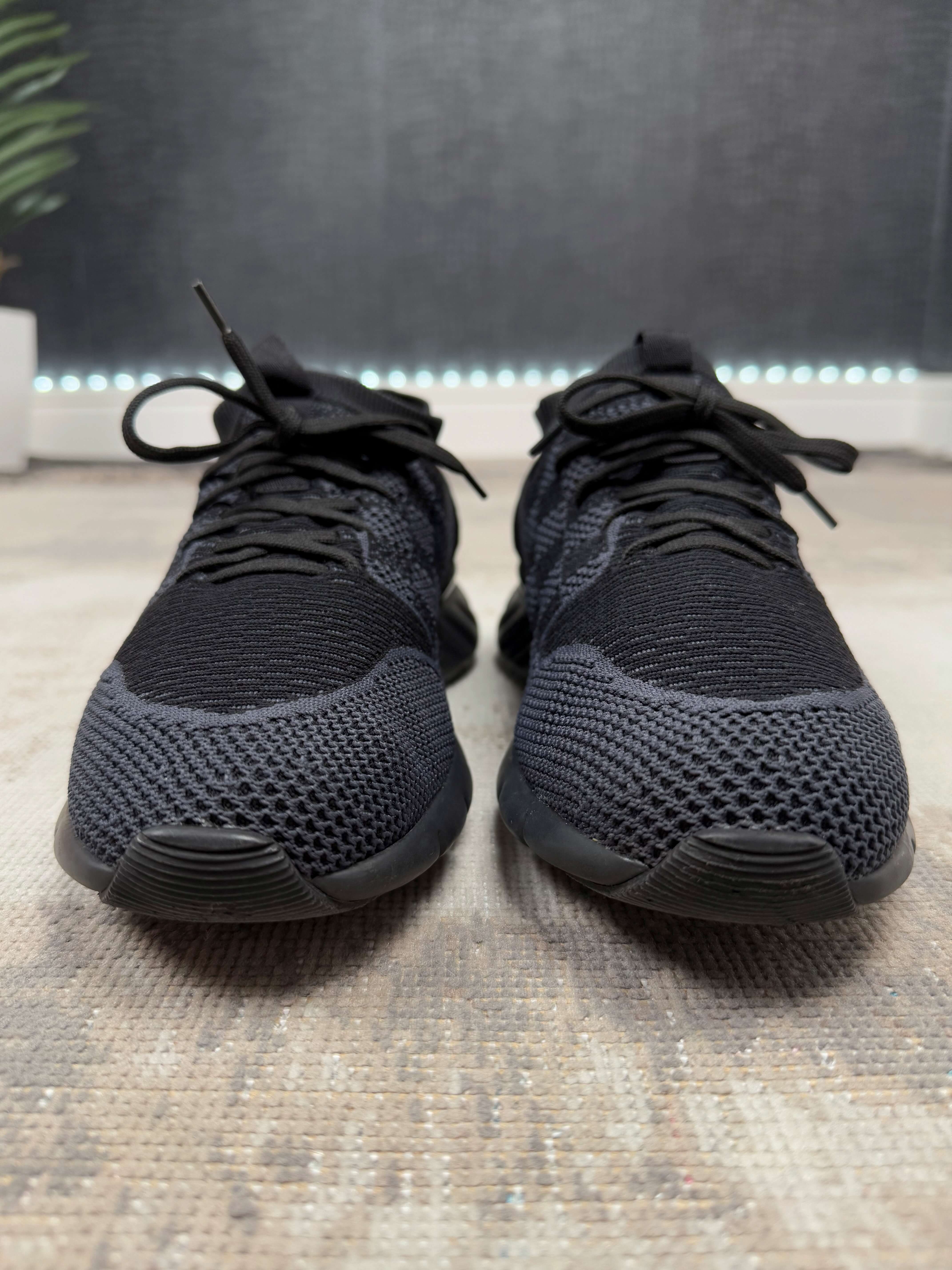 Louis Vuitton Damier Fast Lane Trainers - Black Louis Vuitton