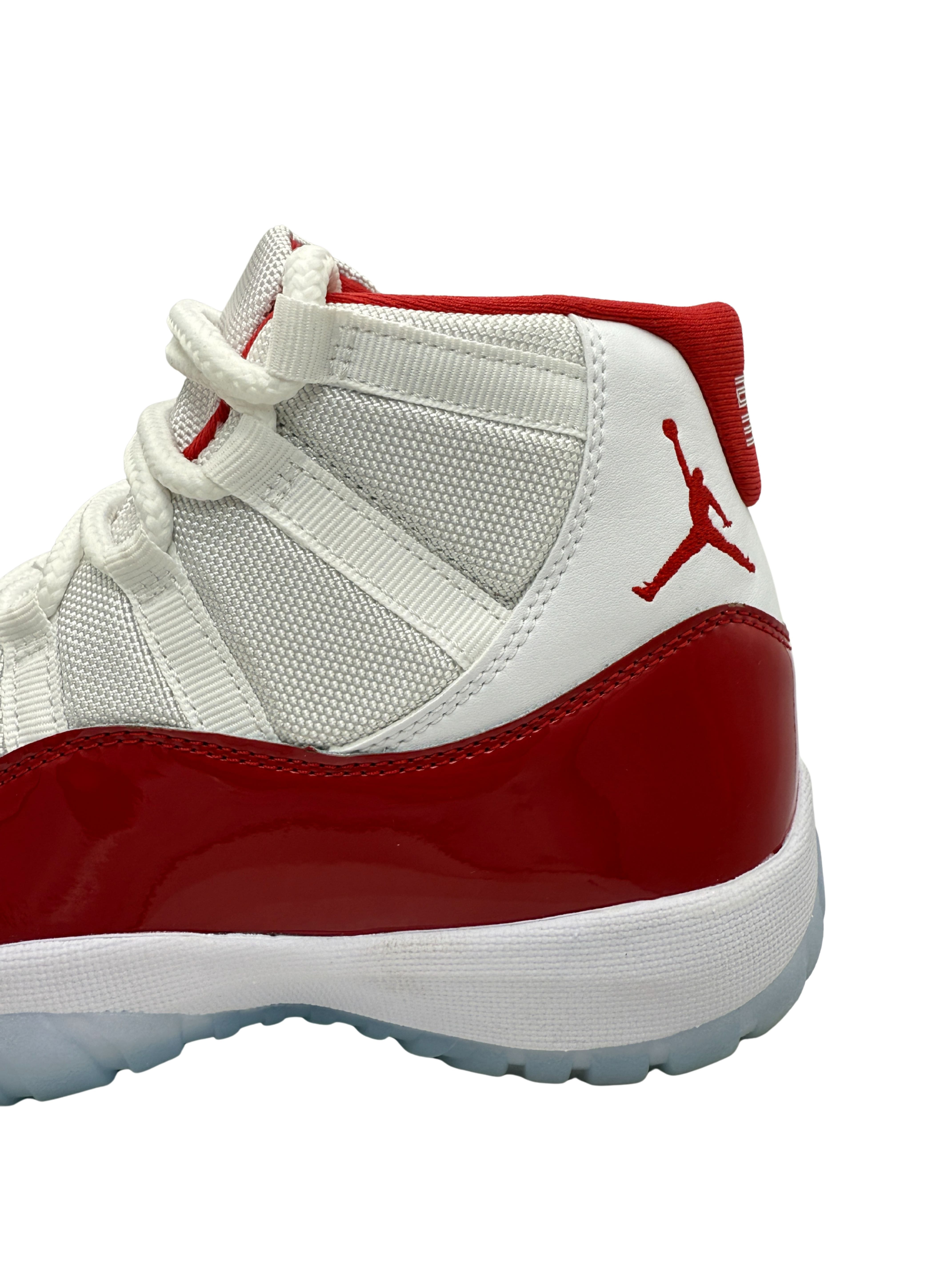 Nike Jordan 11 - Retro Cherry Nike