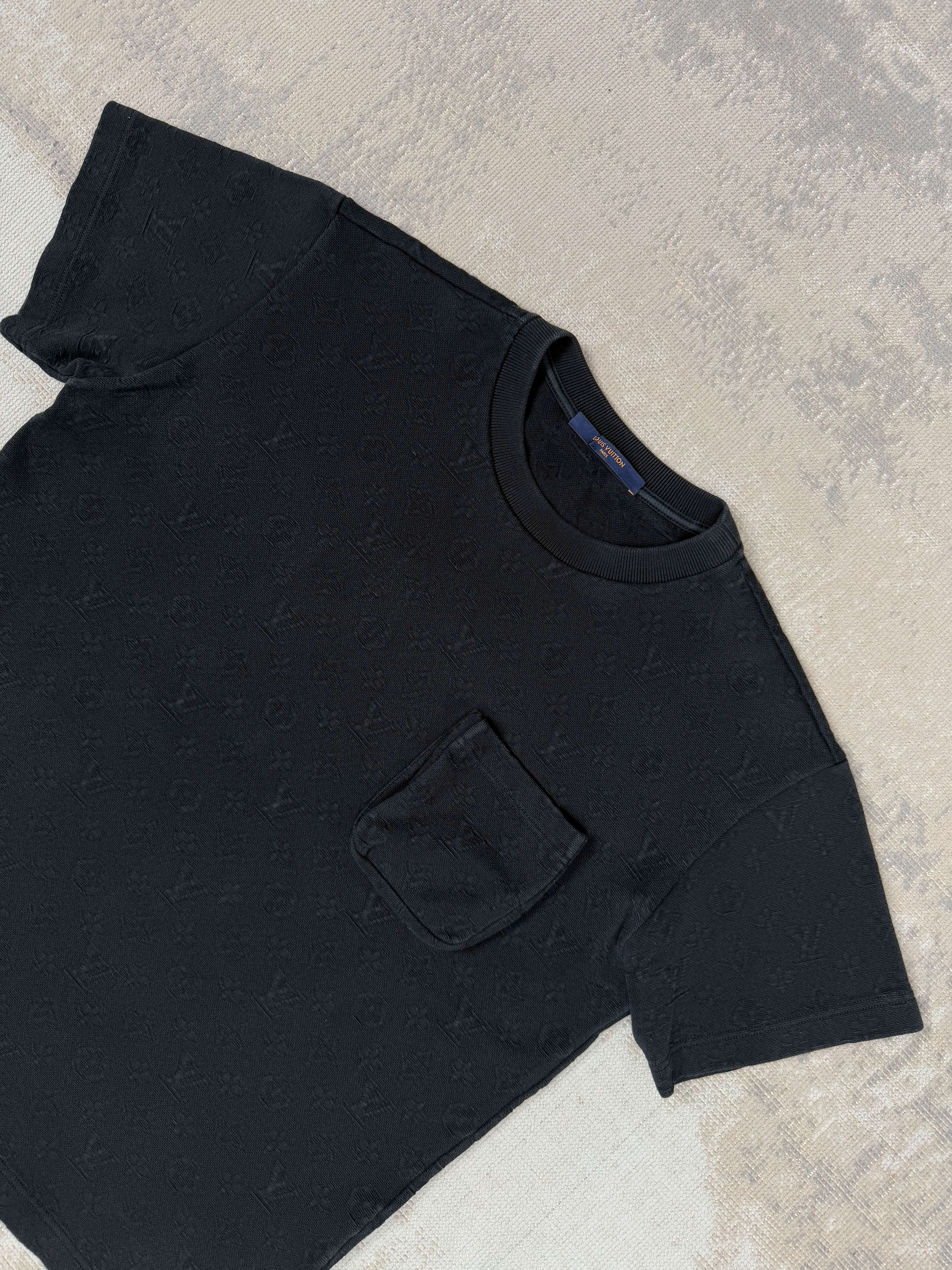 Louis Vuitton Signature 3D Pocket Monogram T-Shirt - Black