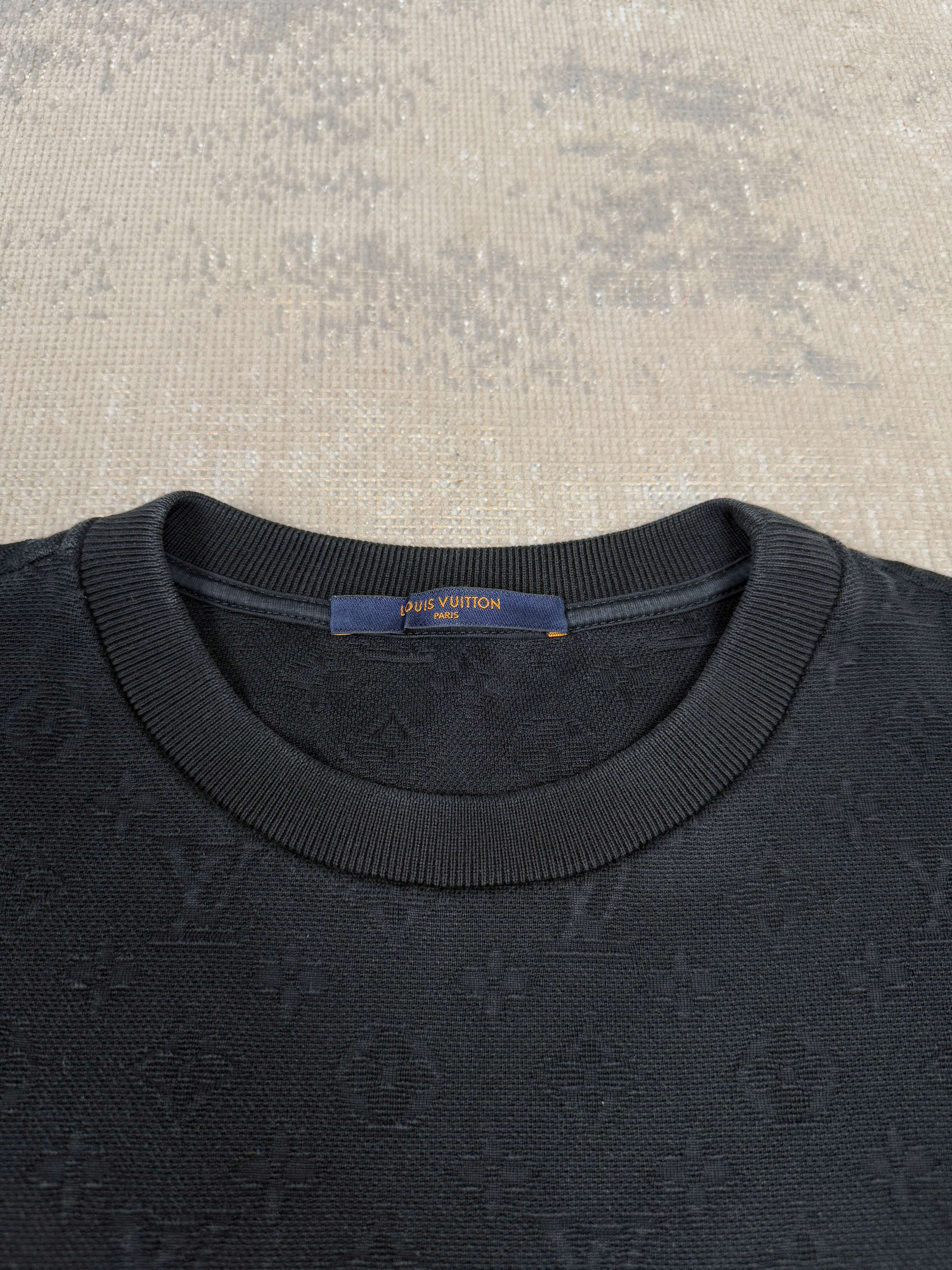 Louis Vuitton Signature 3D Pocket Monogram T-Shirt - Black