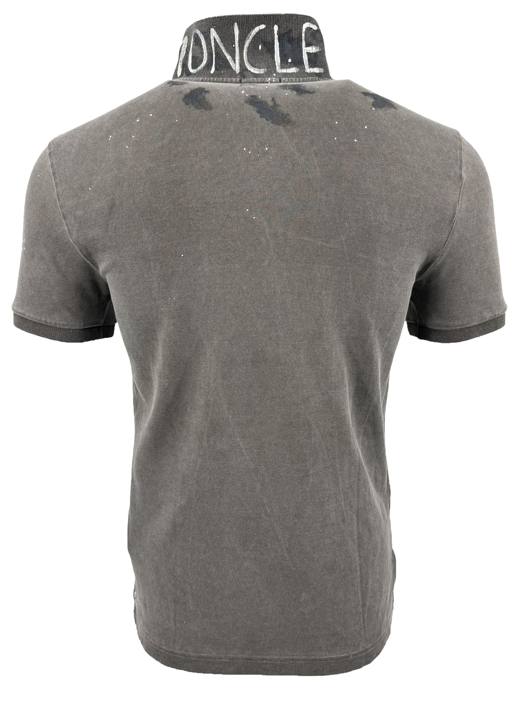 Moncler Distressed Paint Logo Polo - Grey Moncler