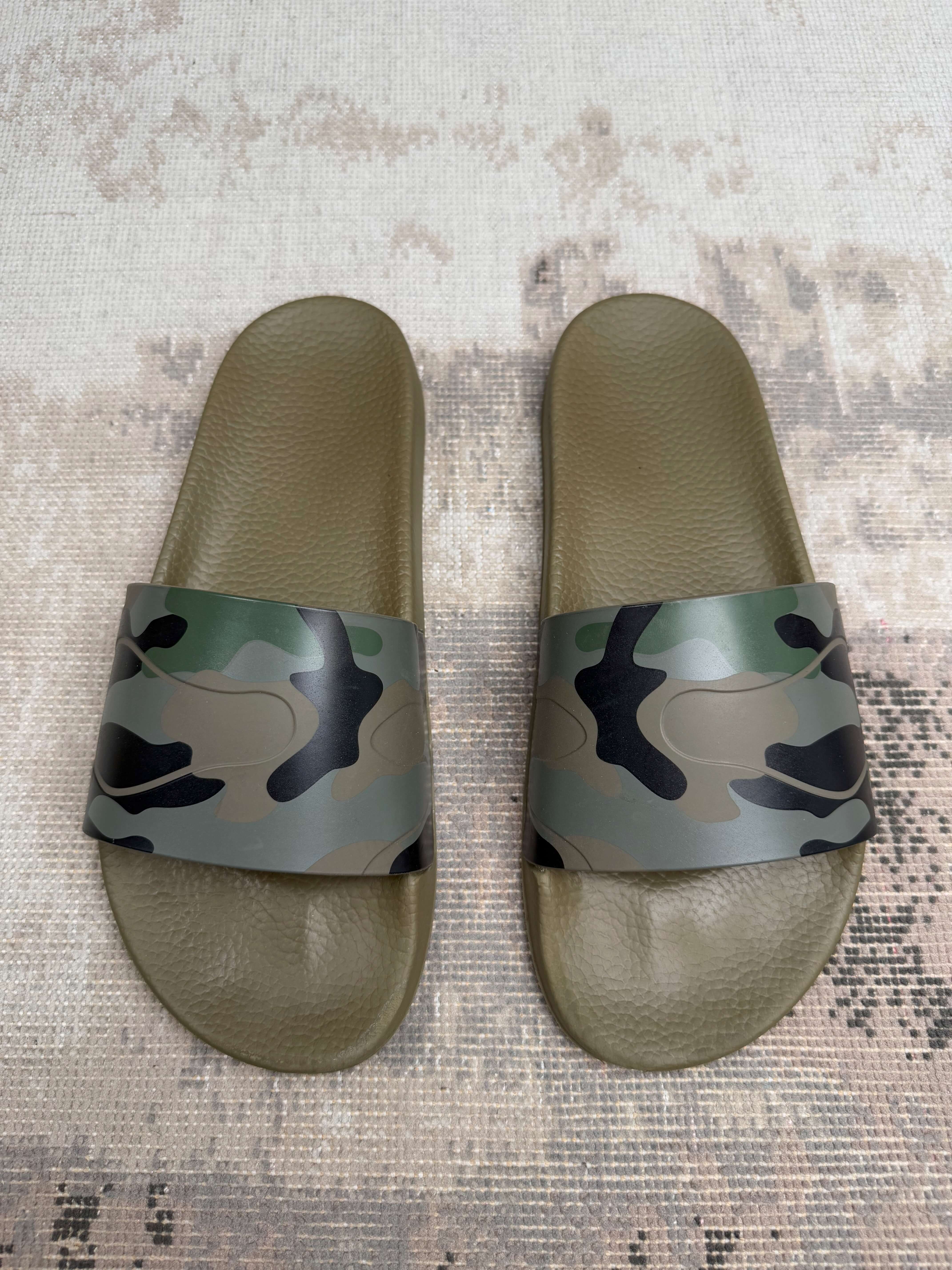 Valentino Camo Rubber Slider - Camo Green Valentino