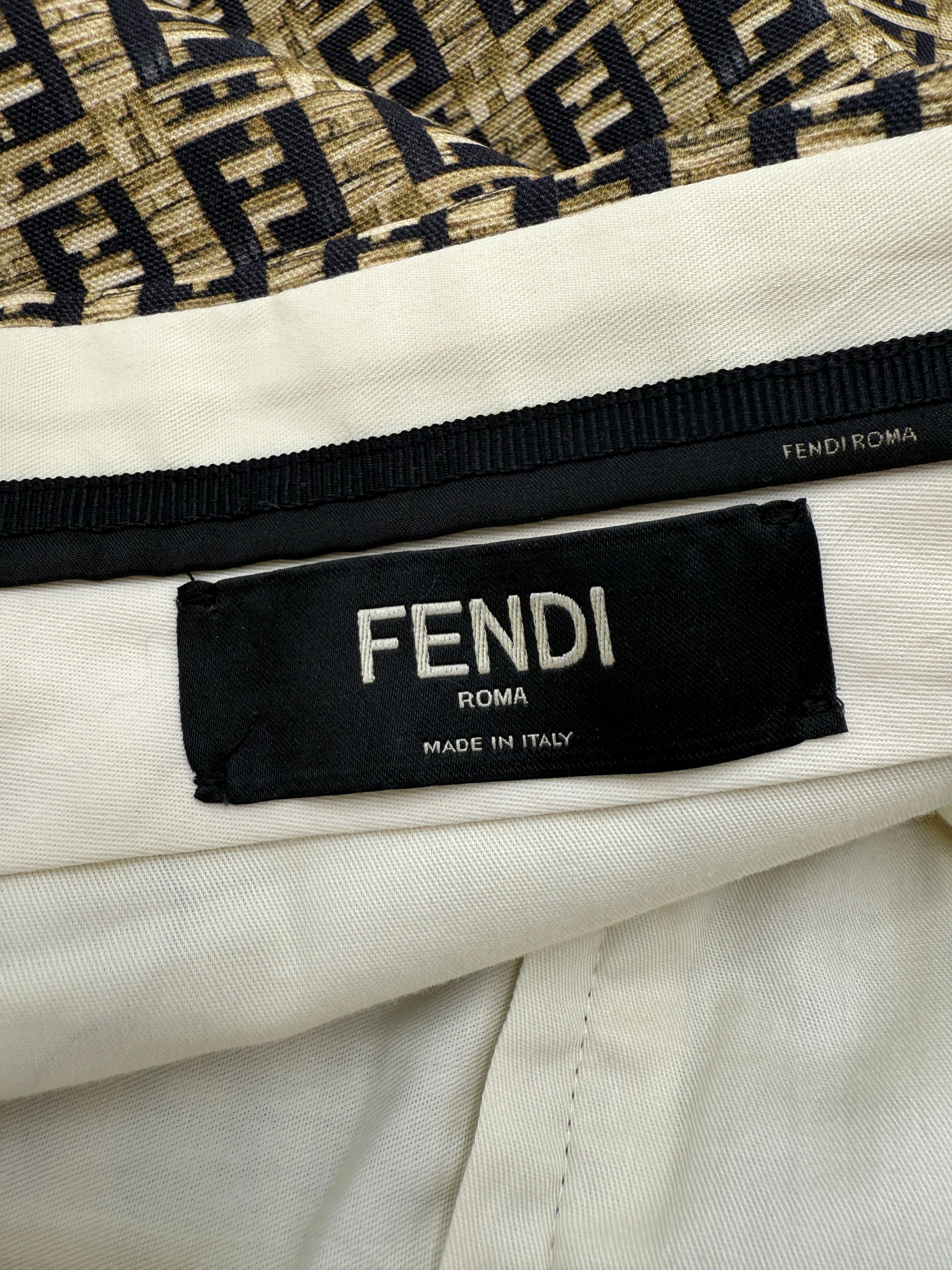 Fendi Logo Print Shorts - Beige Fendi