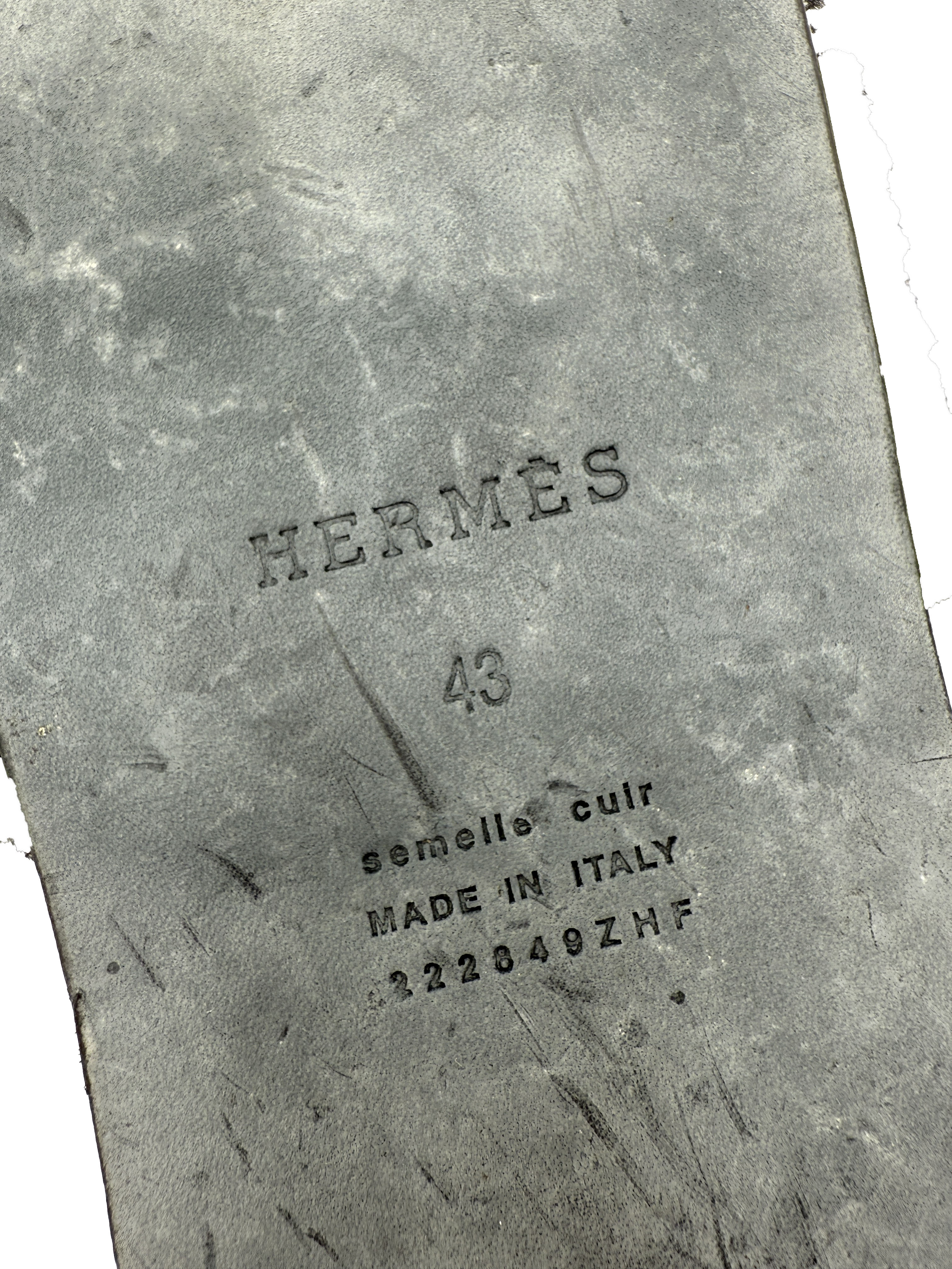 Hermès Izmir Shearling Sandal - Black