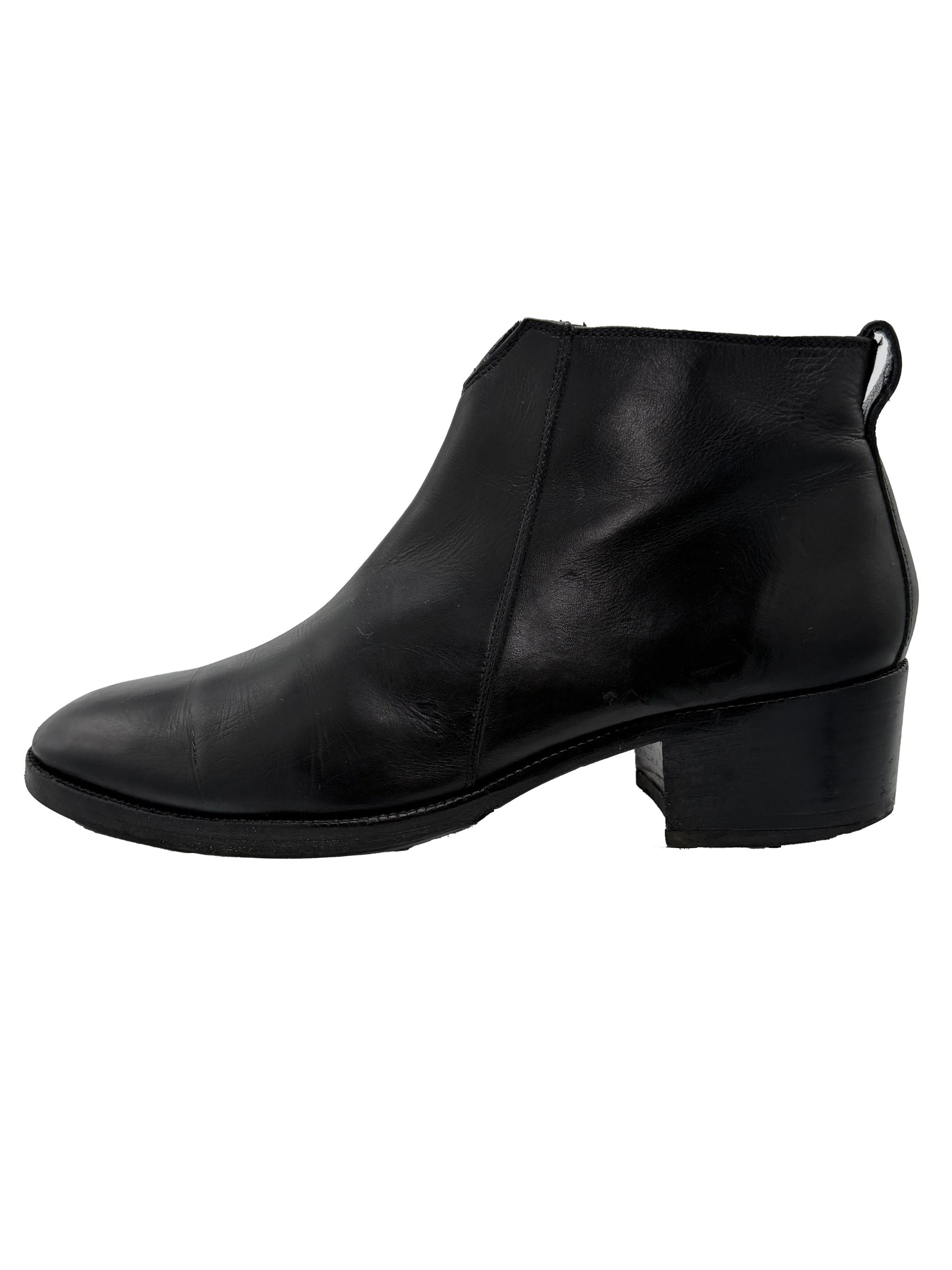 Dior Leather Ankle Boot - Black Dior