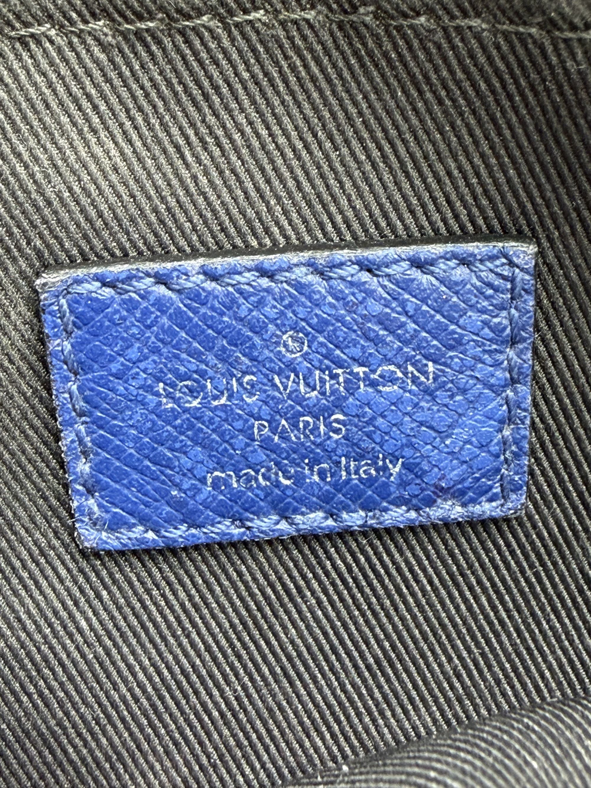 Louis Vuitton Outdoor Messenger Bag - Blue Louis Vuitton