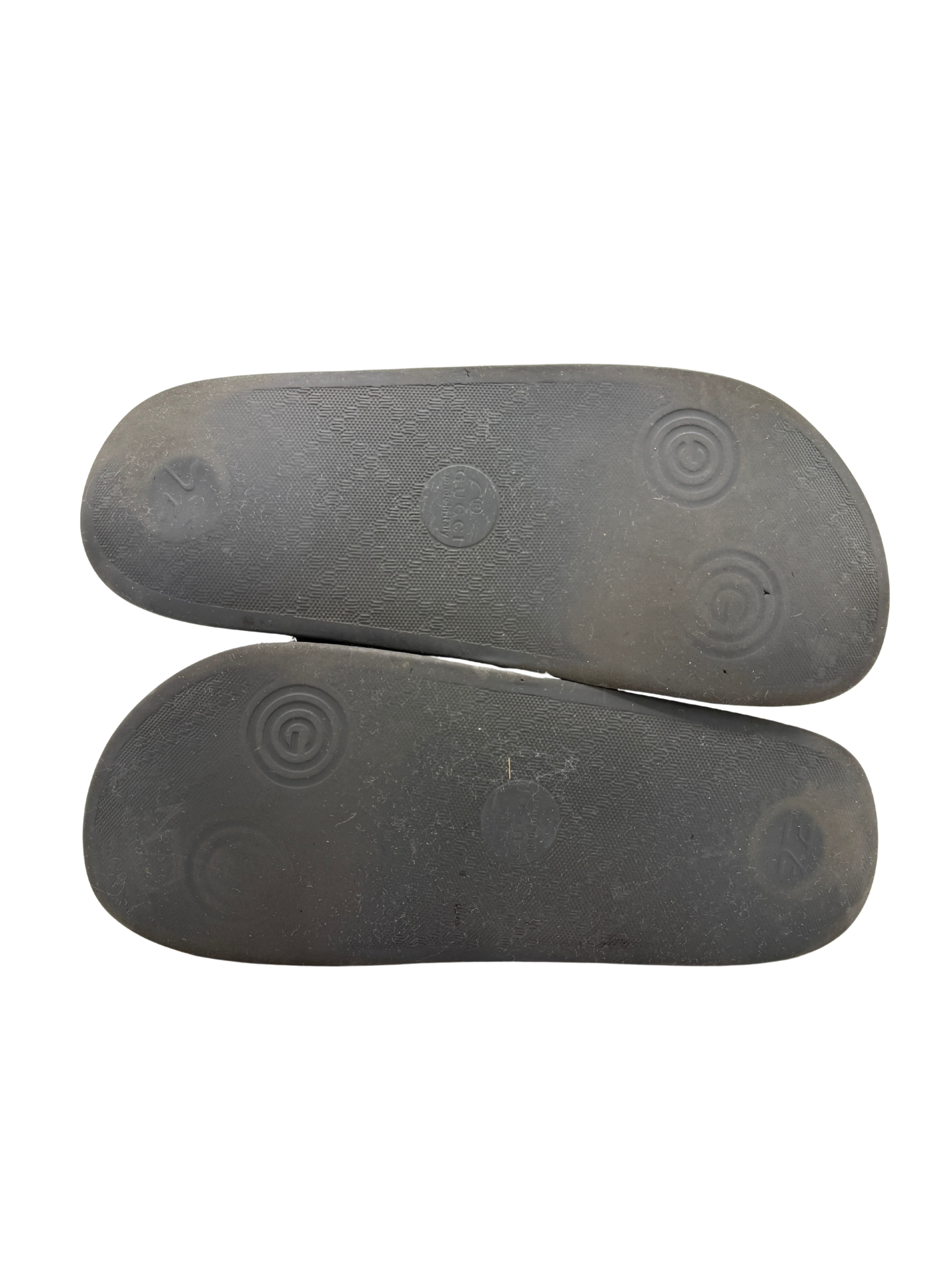Gucci GG Supreme Sliders - Grey Gucci