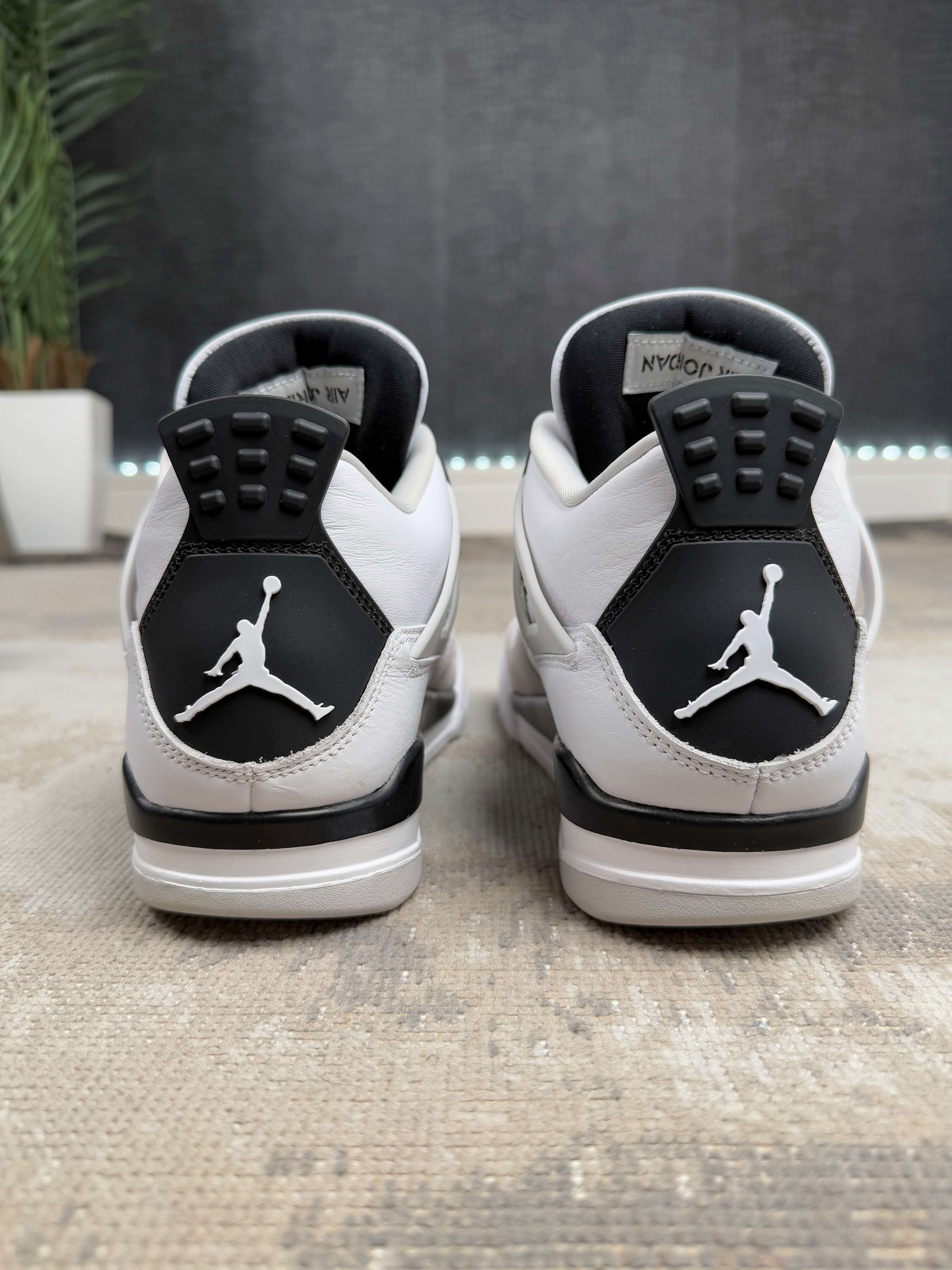 Nike Air Jordan 4 Retro 'Military Blacks' Nike