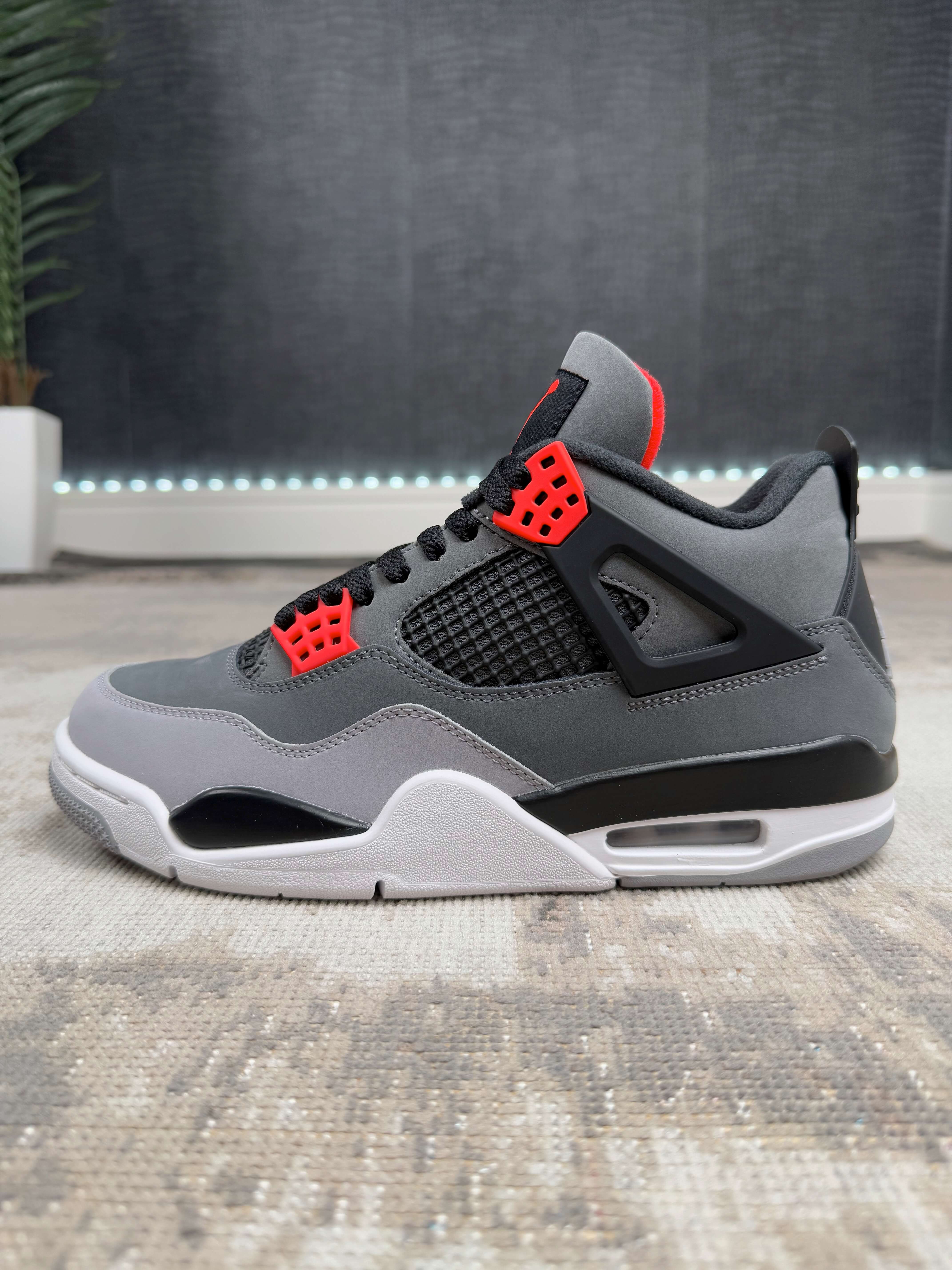 Nike Air Jordan 4 Retro Trainer - 'Infrared' Nike