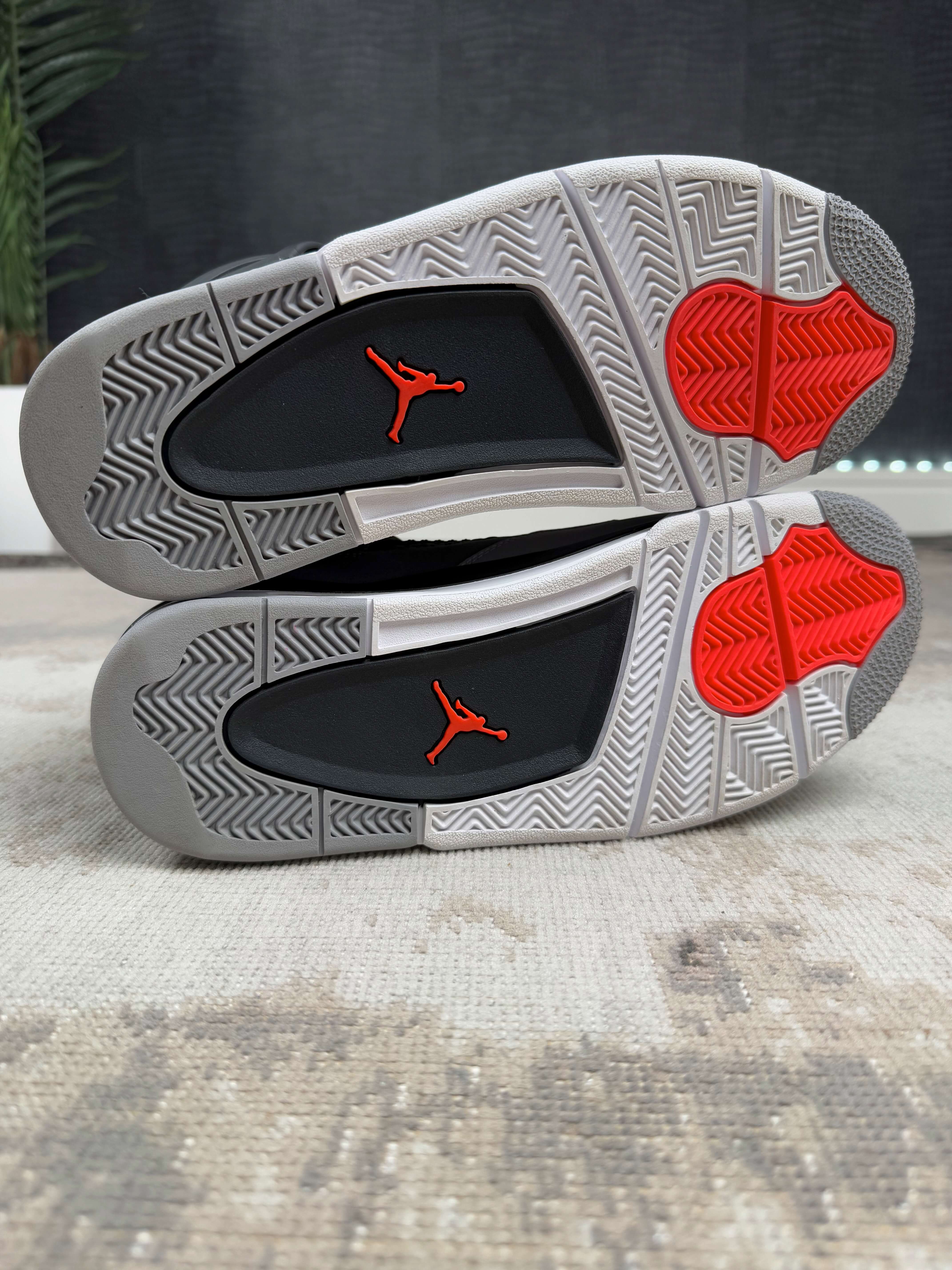 Nike Air Jordan 4 Retro Trainer - 'Infrared' Nike
