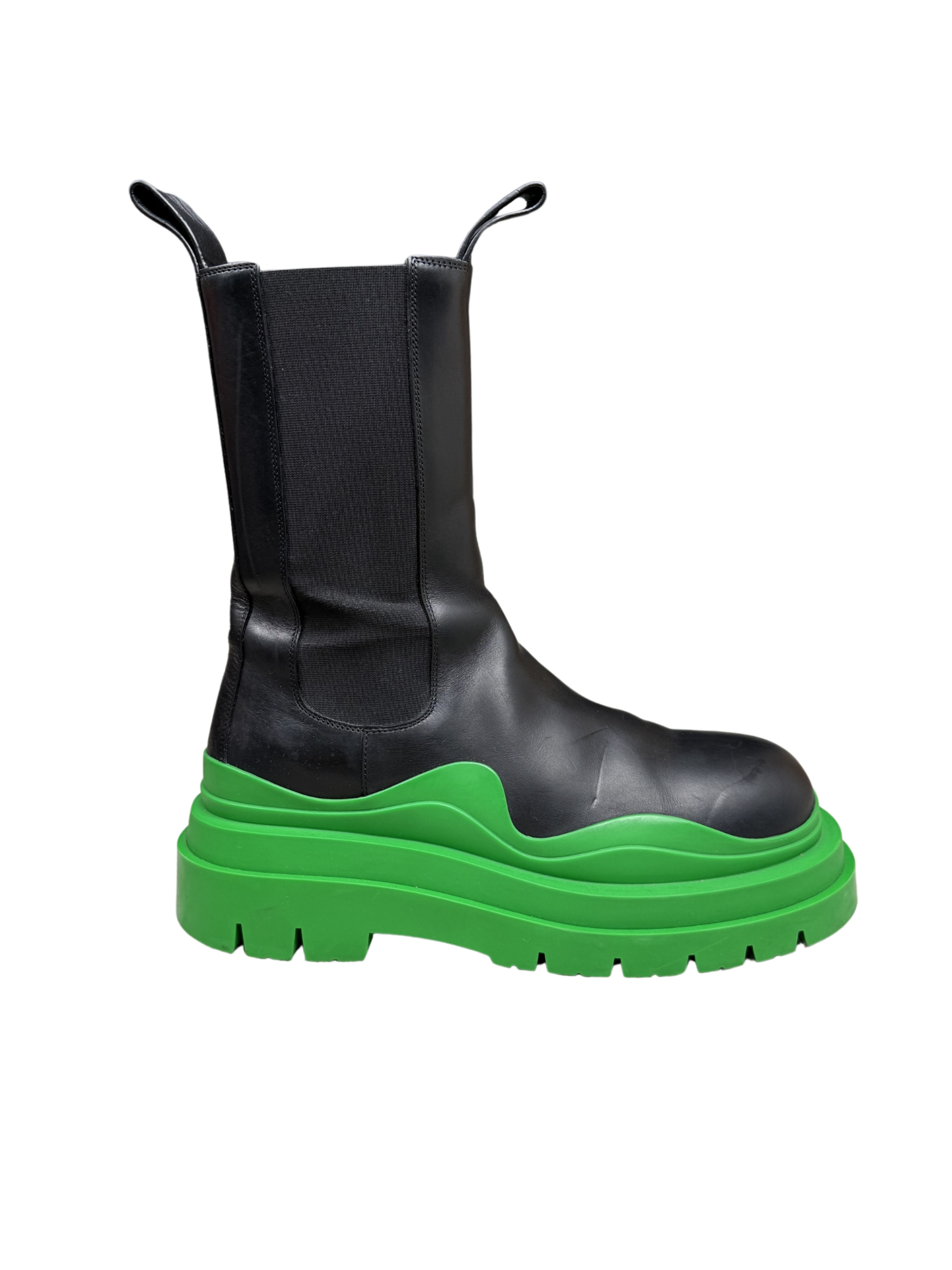 Bottega Veneta Tire Rubber Chelsea Boot - Black