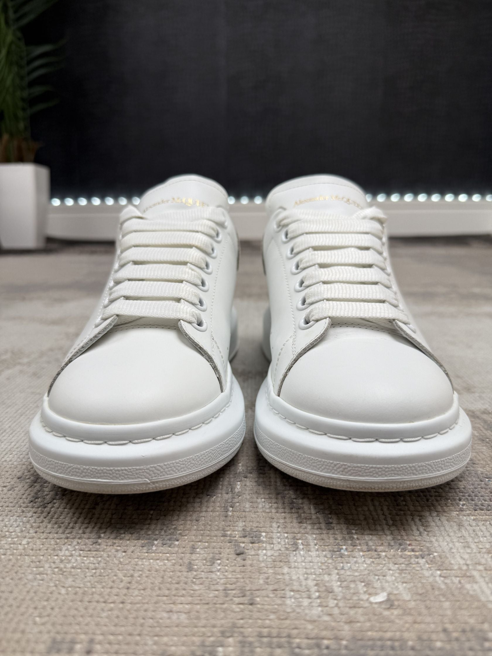 Alexander McQueen Oversized Trainer - White