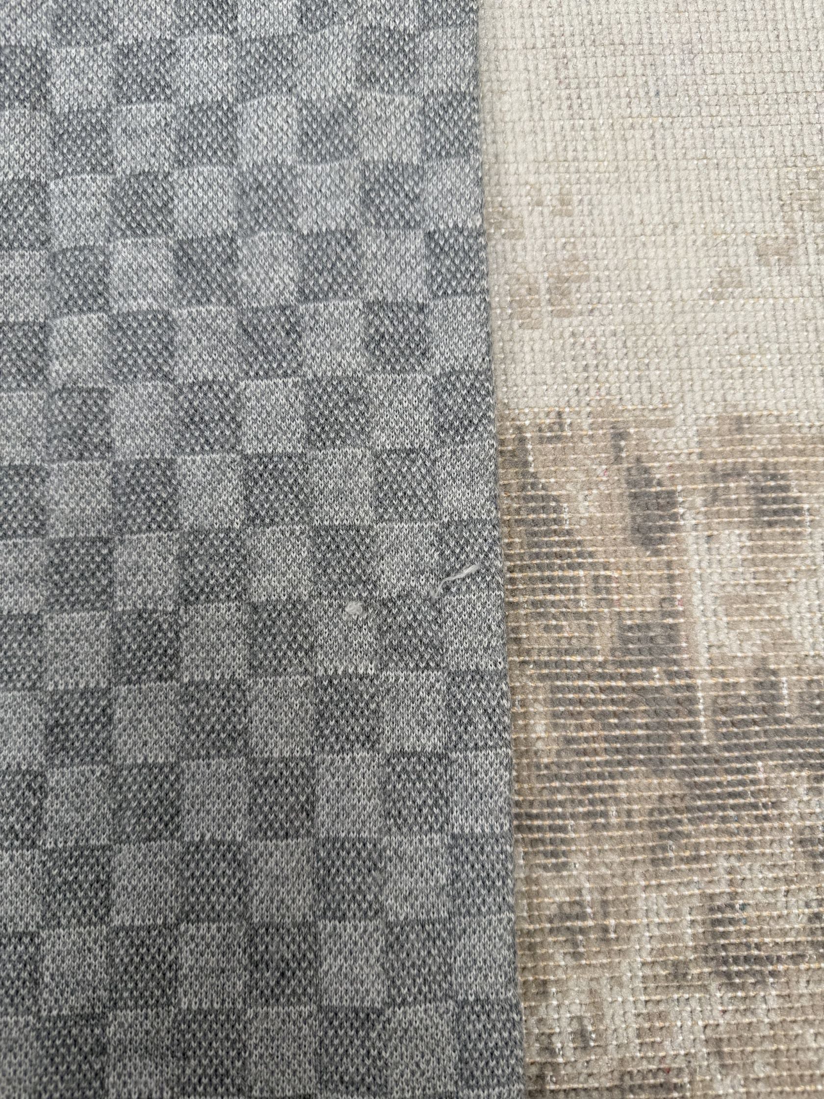 Louis Vuitton Néo Petit Damier Scarf - Grey