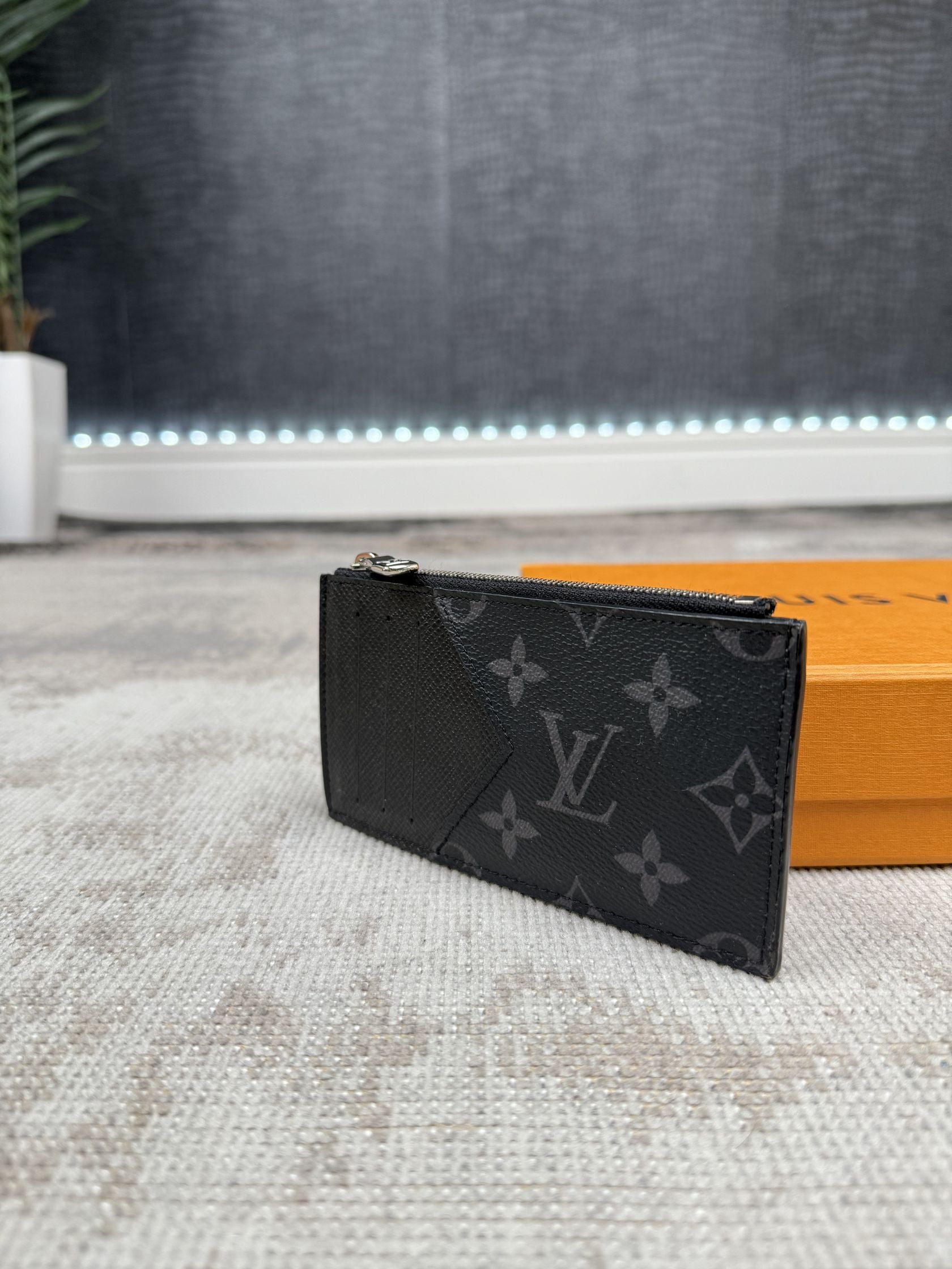 Louis Vuitton Monogram Wallet - Black Louis Vuitton