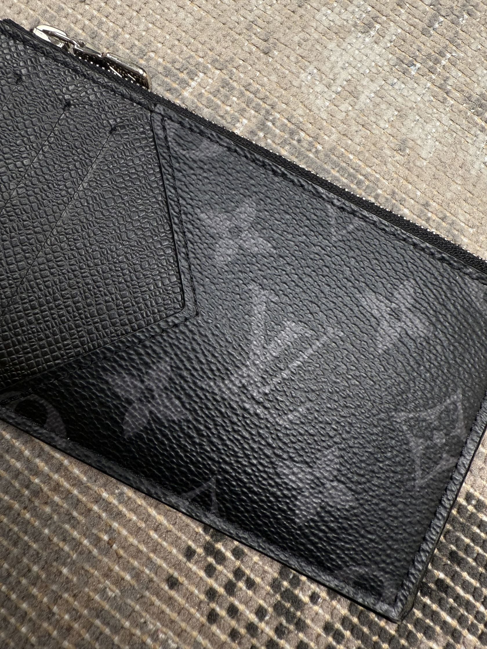 Louis Vuitton Monogram Wallet - Black Louis Vuitton