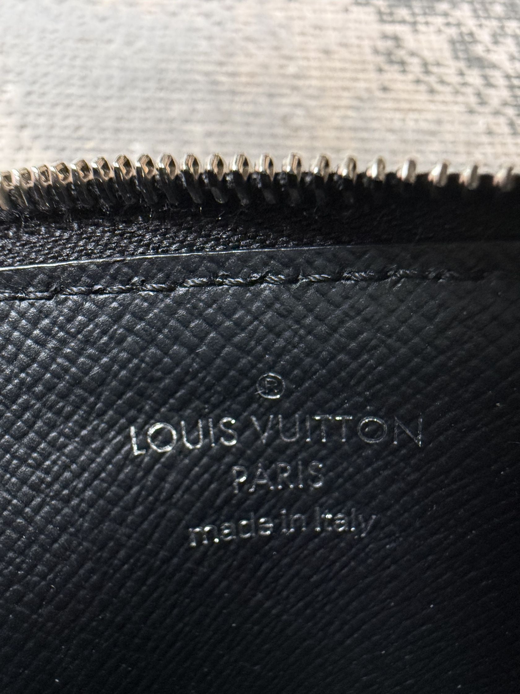 Louis Vuitton Monogram Wallet - Black Louis Vuitton