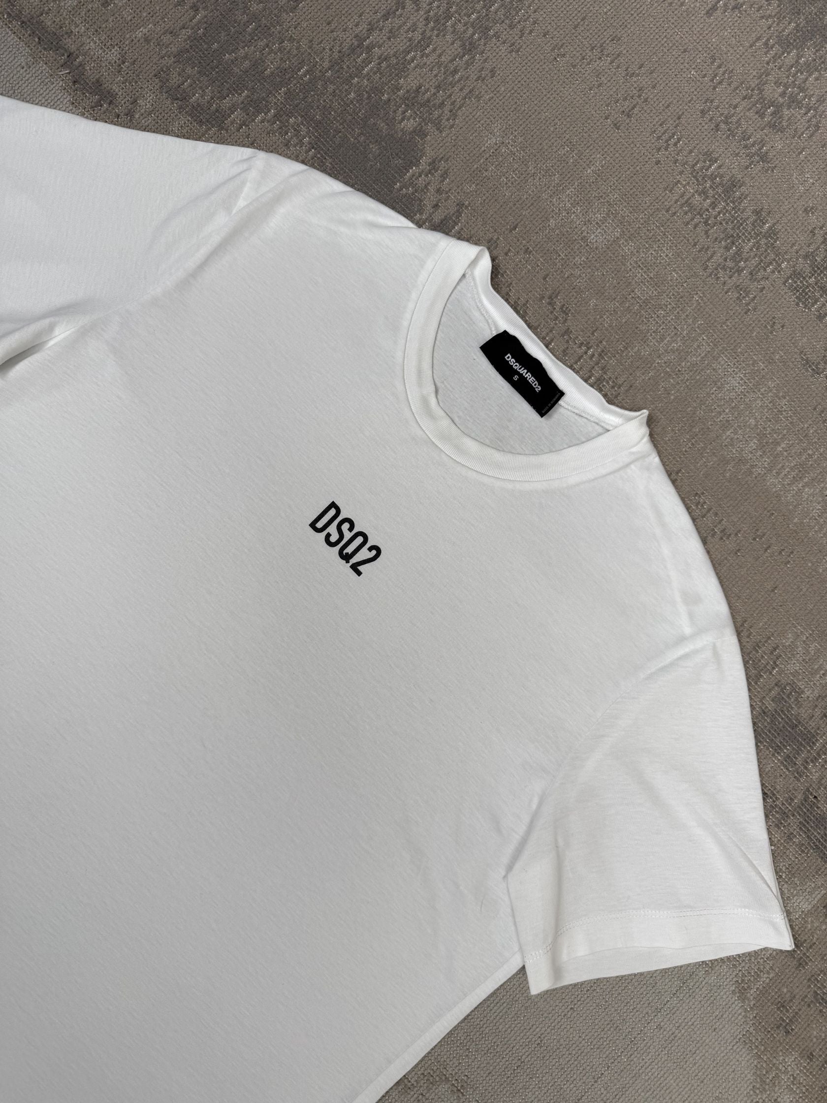 Dsquared2 DSQ2 Logo T-Shirt - White Dsquared2
