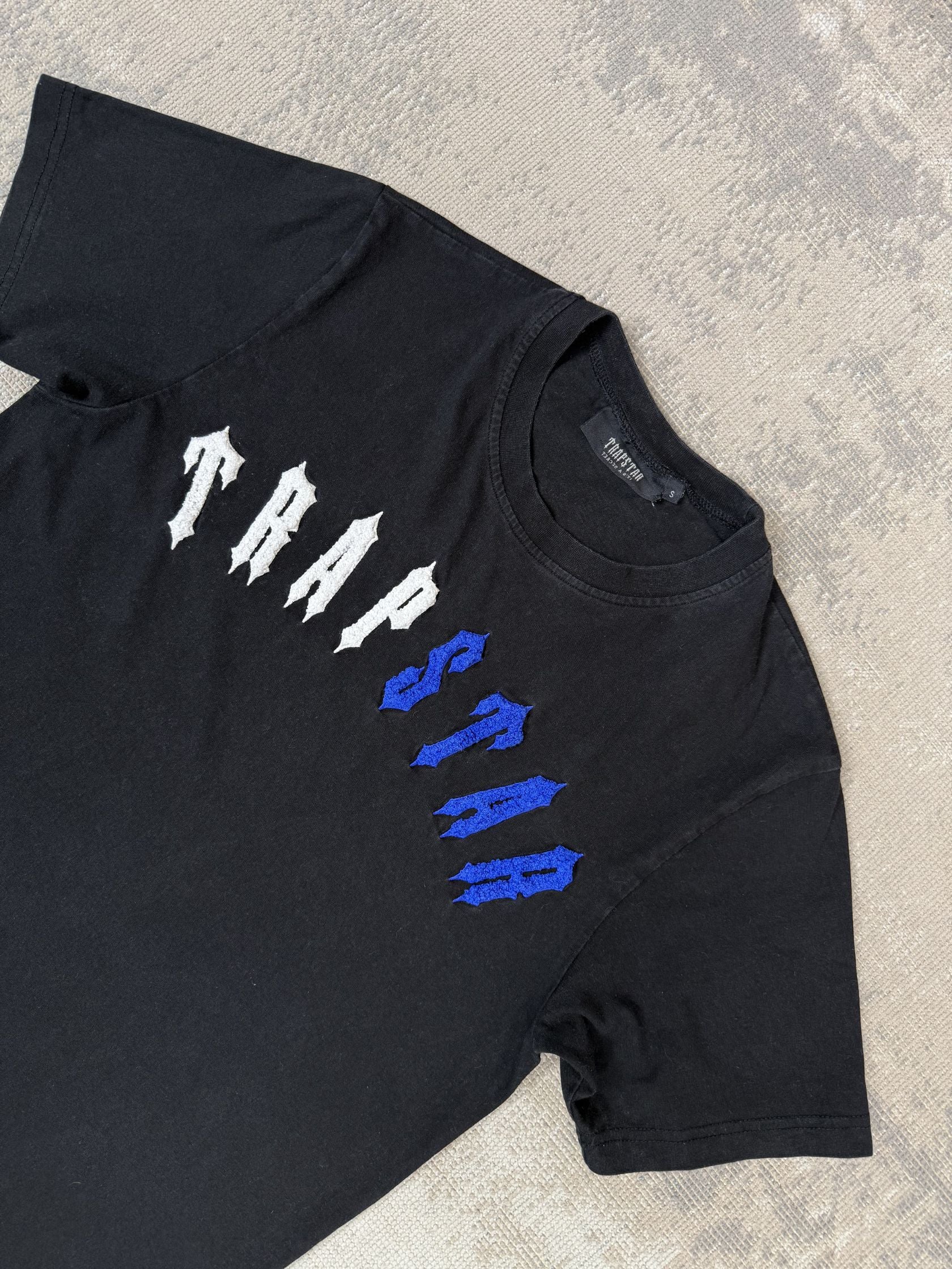 Trapstar Irongate T-Shirt & Shorts Set - Black Trapstar
